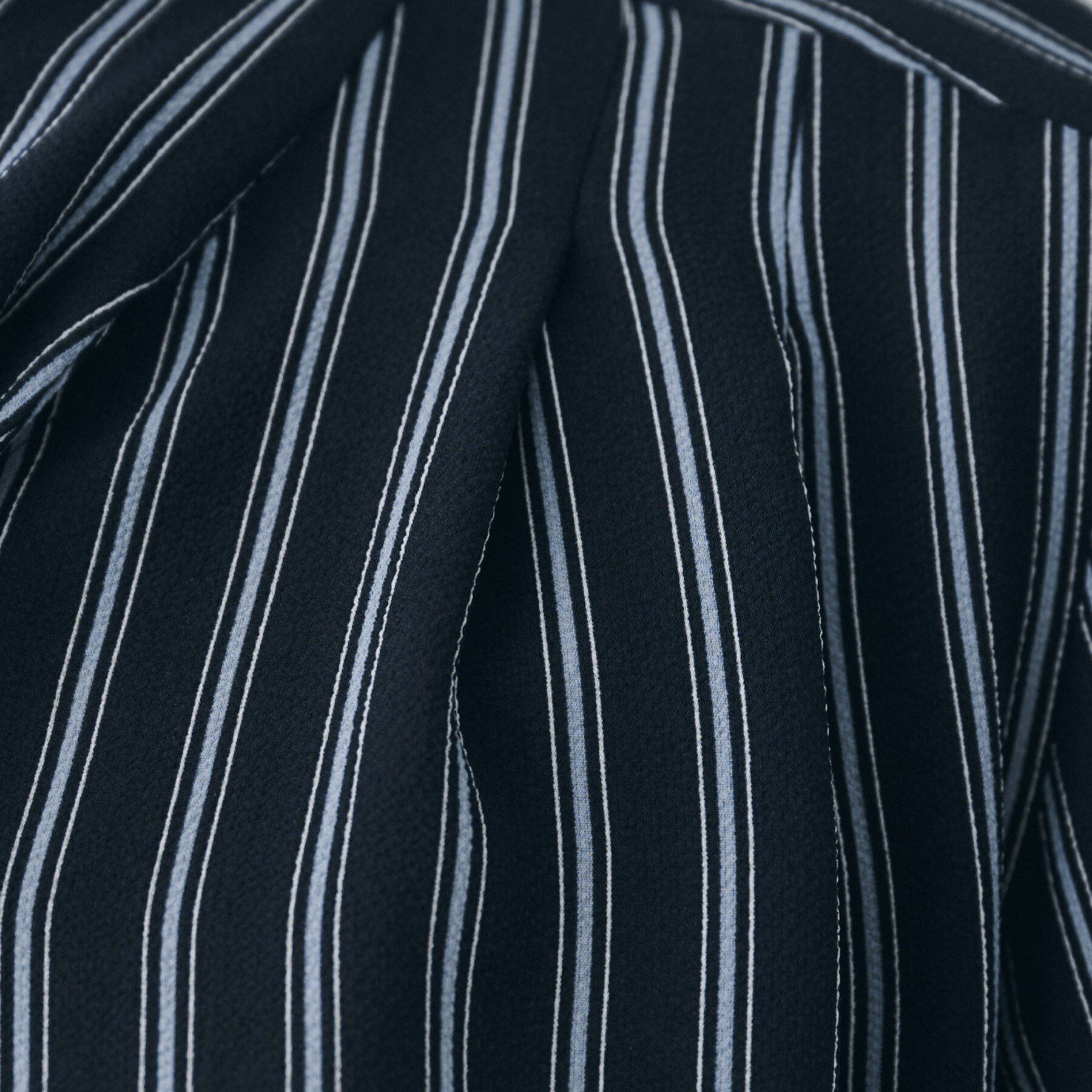 UNTITLED「【通勤/オフィス/二の腕カバー】ボウタイブラウス」|シャツ・ブラウス|