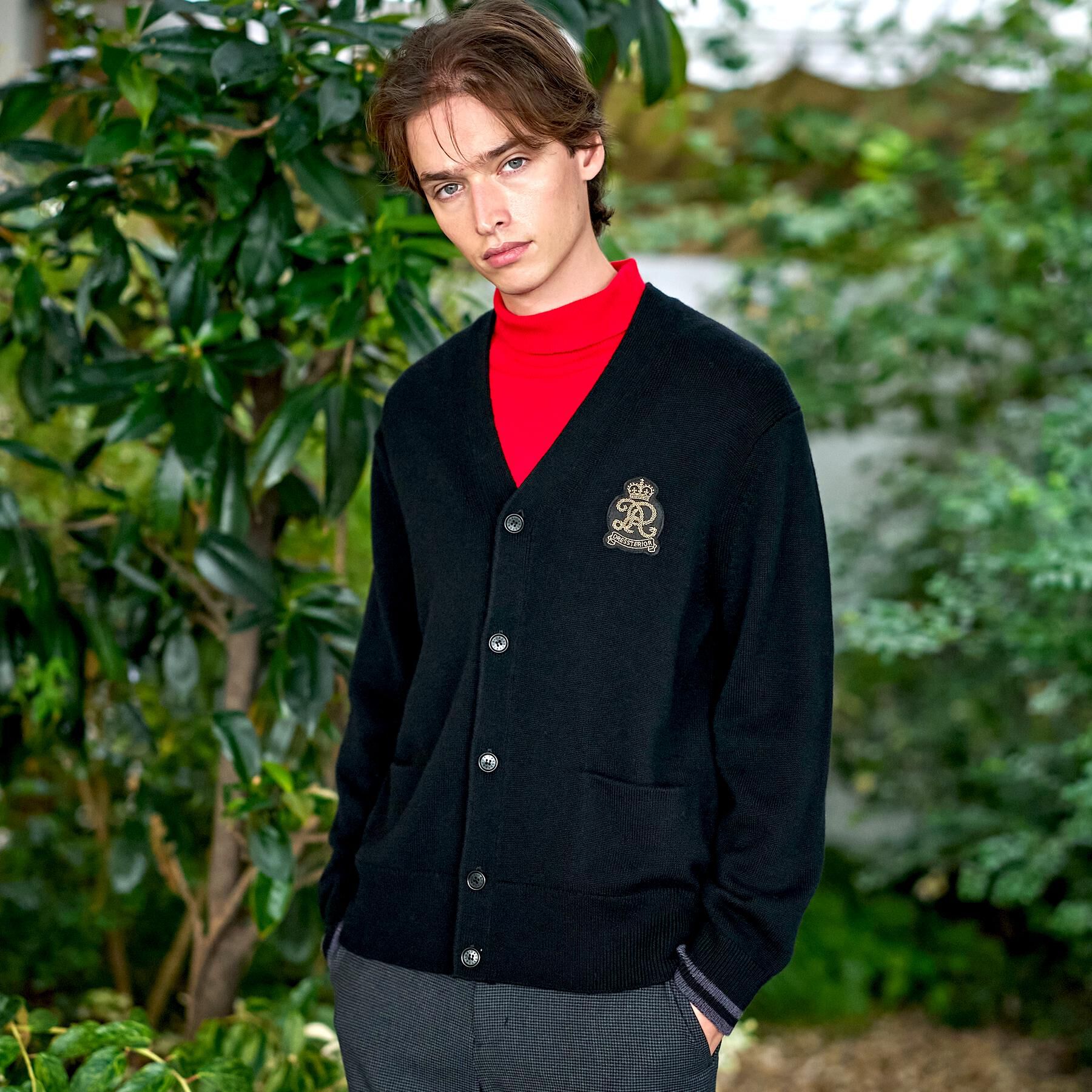 DRESSTERIOR「ウォッシャブル エンブレムカーディガン」|カーディガン|ブラック(019)