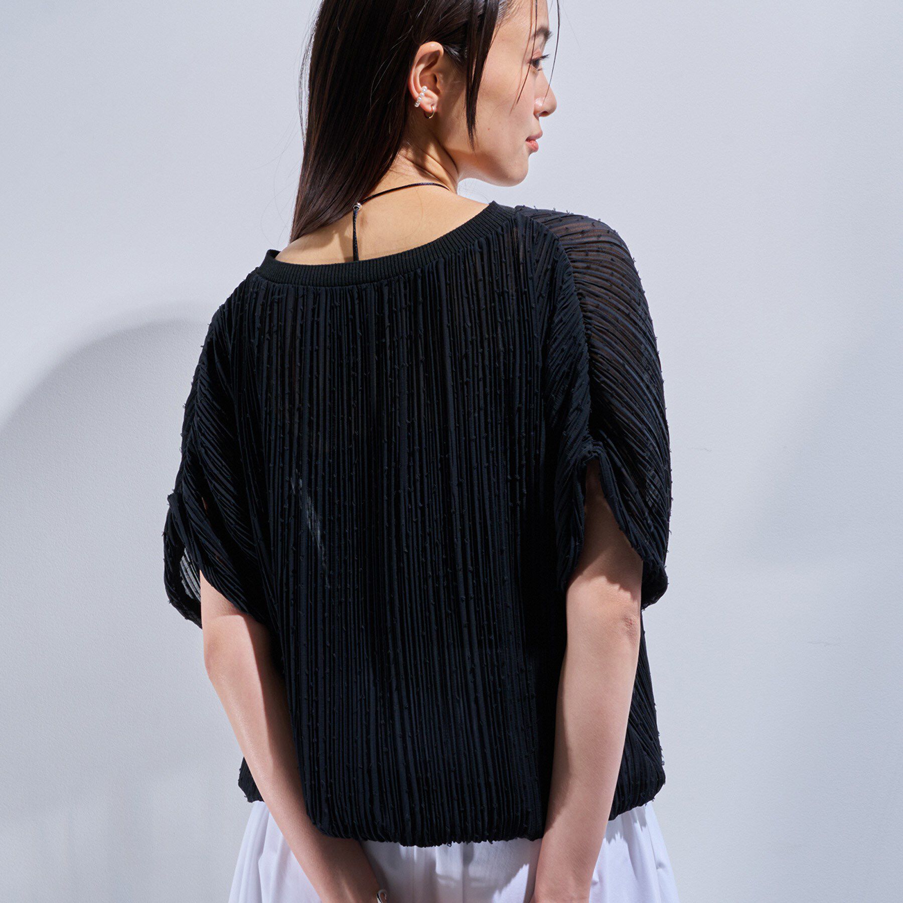 INDIVI「【洗える／ドット柄／凹凸素材】プリーツデザインブラウス」|シャツ・ブラウス|