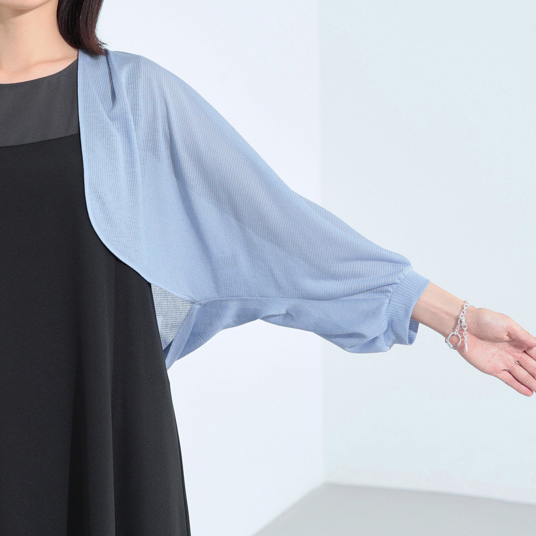 INDIVI「【軽く羽織れる】ボレロカーディガン」|カーディガン|