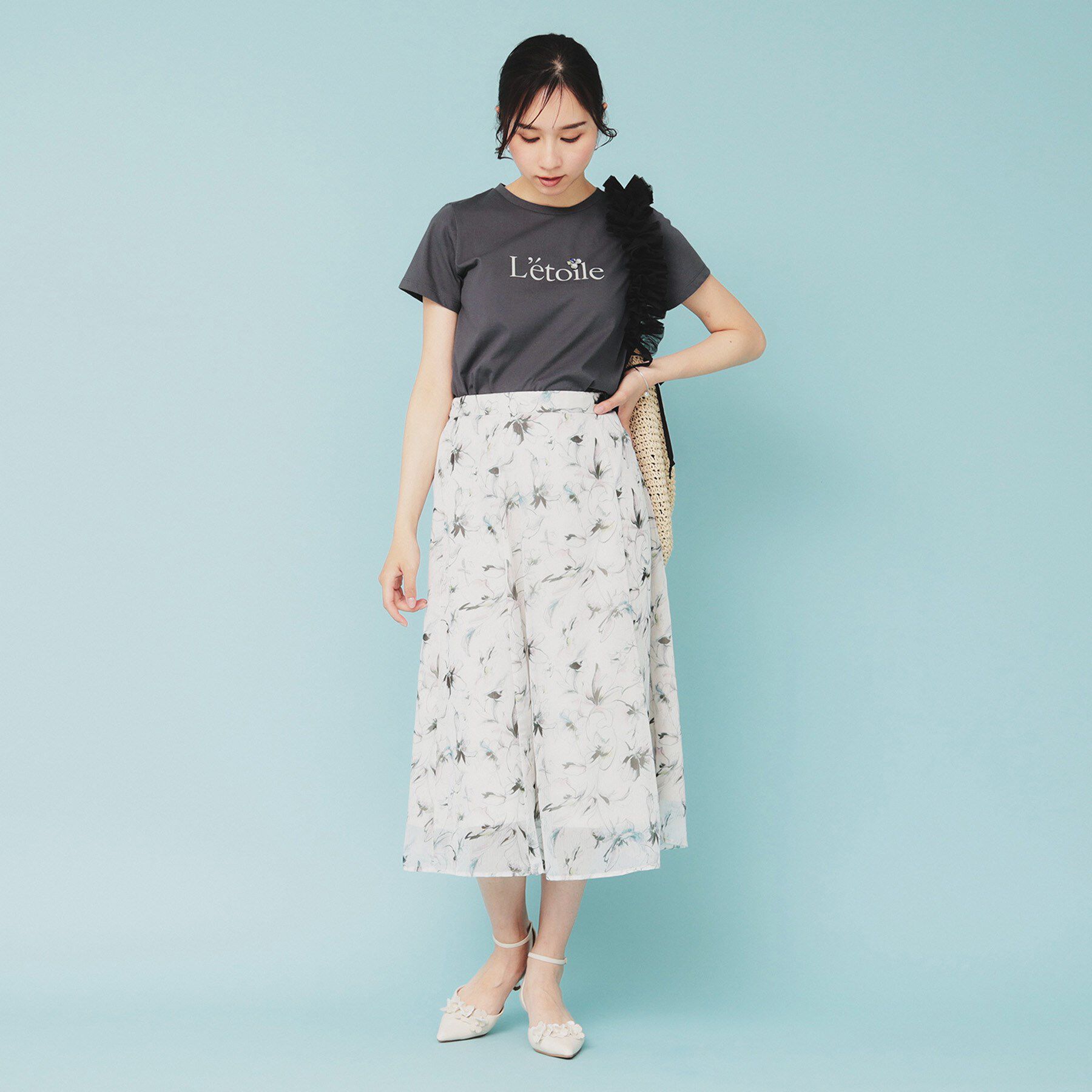 index「《美人百花掲載》ビジュー付きロゴTシャツ【接触冷感/UVケア/吸水速乾/汗ジミ防止/洗濯機洗い可】」|Tシャツ・カットソー|