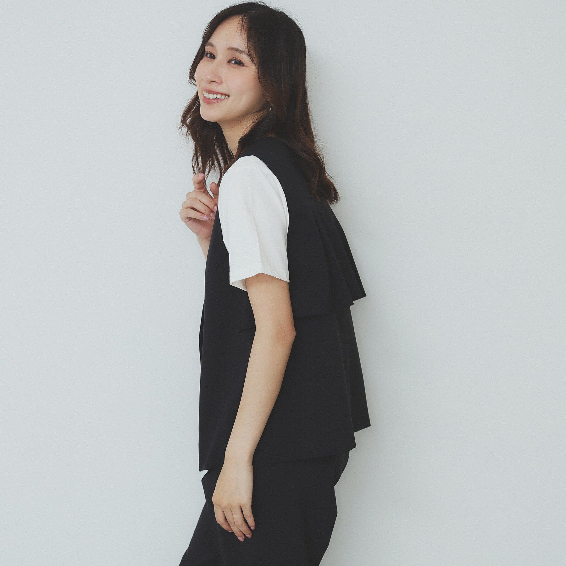 index「バックフリルデザインジレ/セットアップ可【洗濯機洗い可/接触冷感/吸水速乾/ストレッチ】」|ベスト・ジレ|