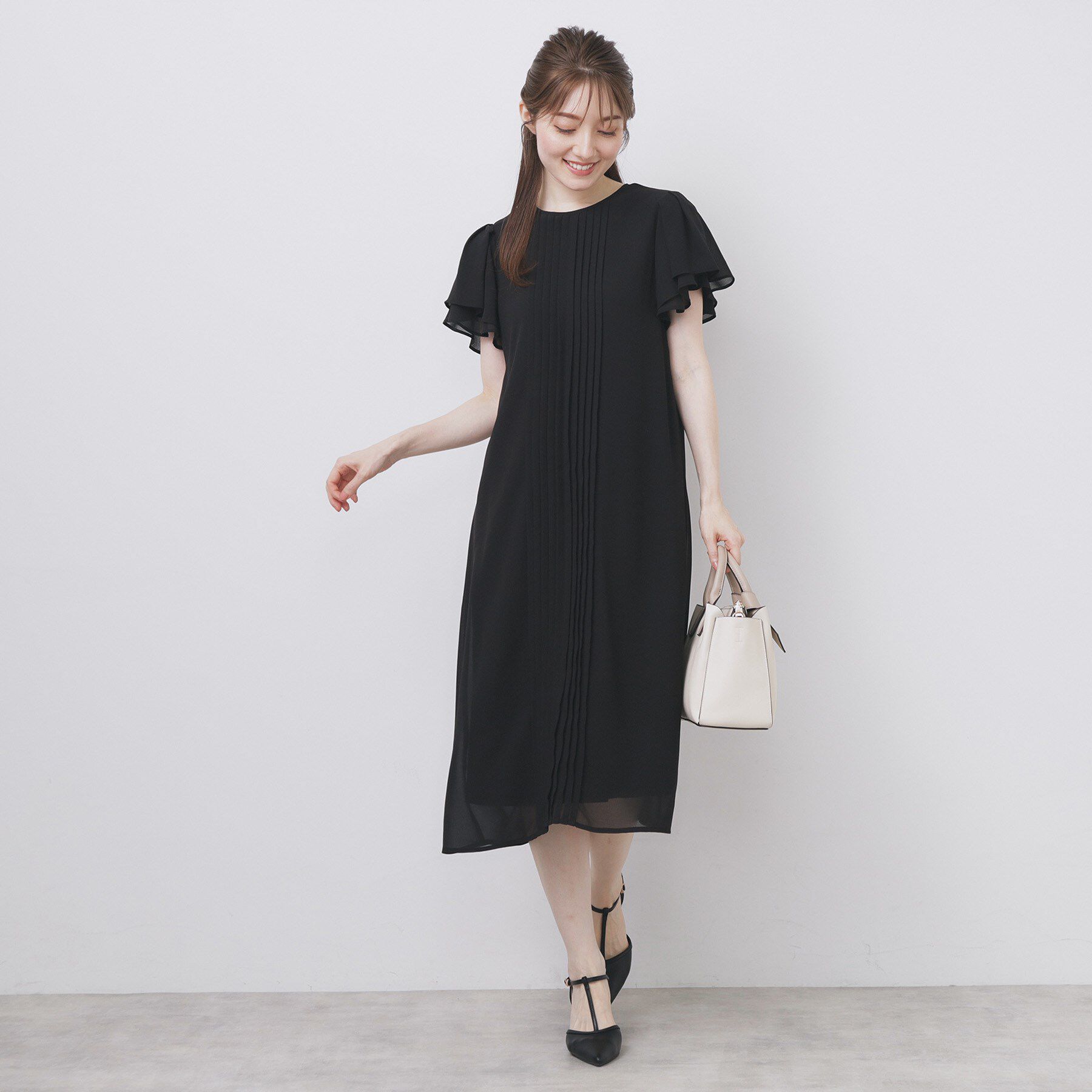 index「フロントタックIラインワンピース【洗濯機洗い可/防シワ】」|ワンピース|