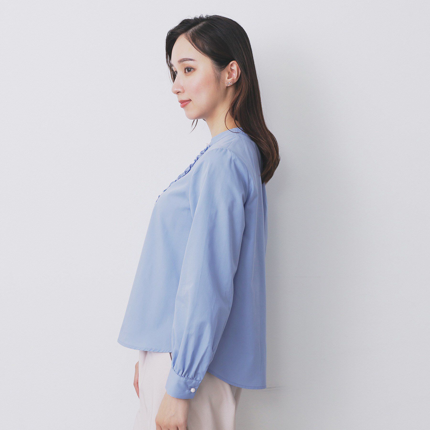 index「バンドカラーフリルブラウス【洗濯機OK/イージーアイロン/防シワ】」|シャツ・ブラウス|