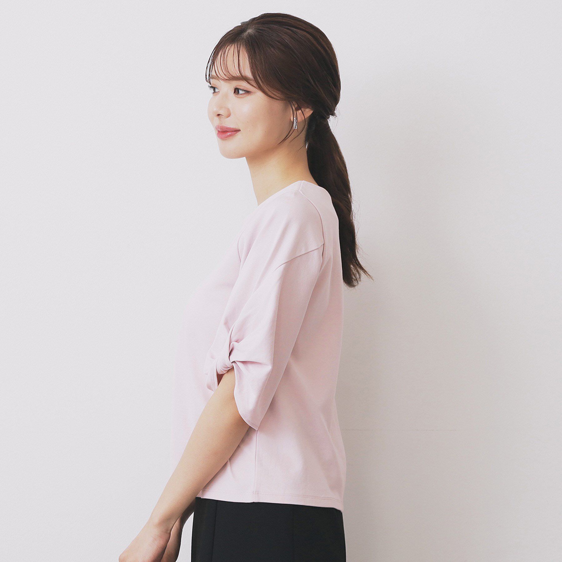 index「パフスリーブツイストタックトップス【洗濯機可/接触冷感/UVケア】」|Tシャツ・カットソー|
