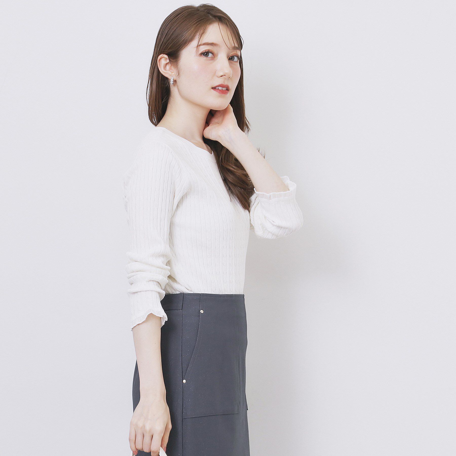 index「ゴールドプレート付きケーブルニット【洗濯機OK】」|ニット・セーター|