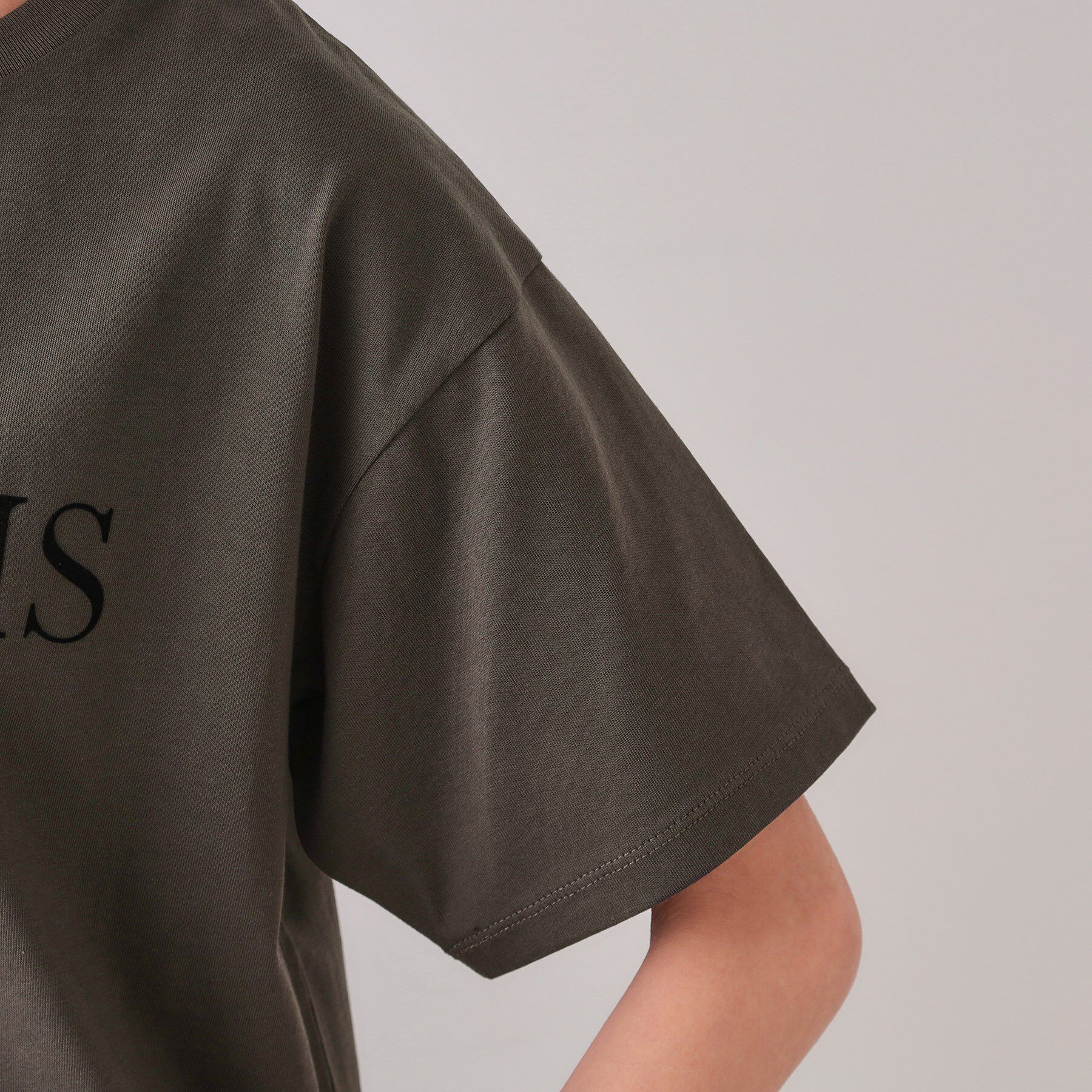 OPAQUE.CLIP「フロッキーロゴTシャツ【洗濯機洗い可】」|Tシャツ・カットソー|