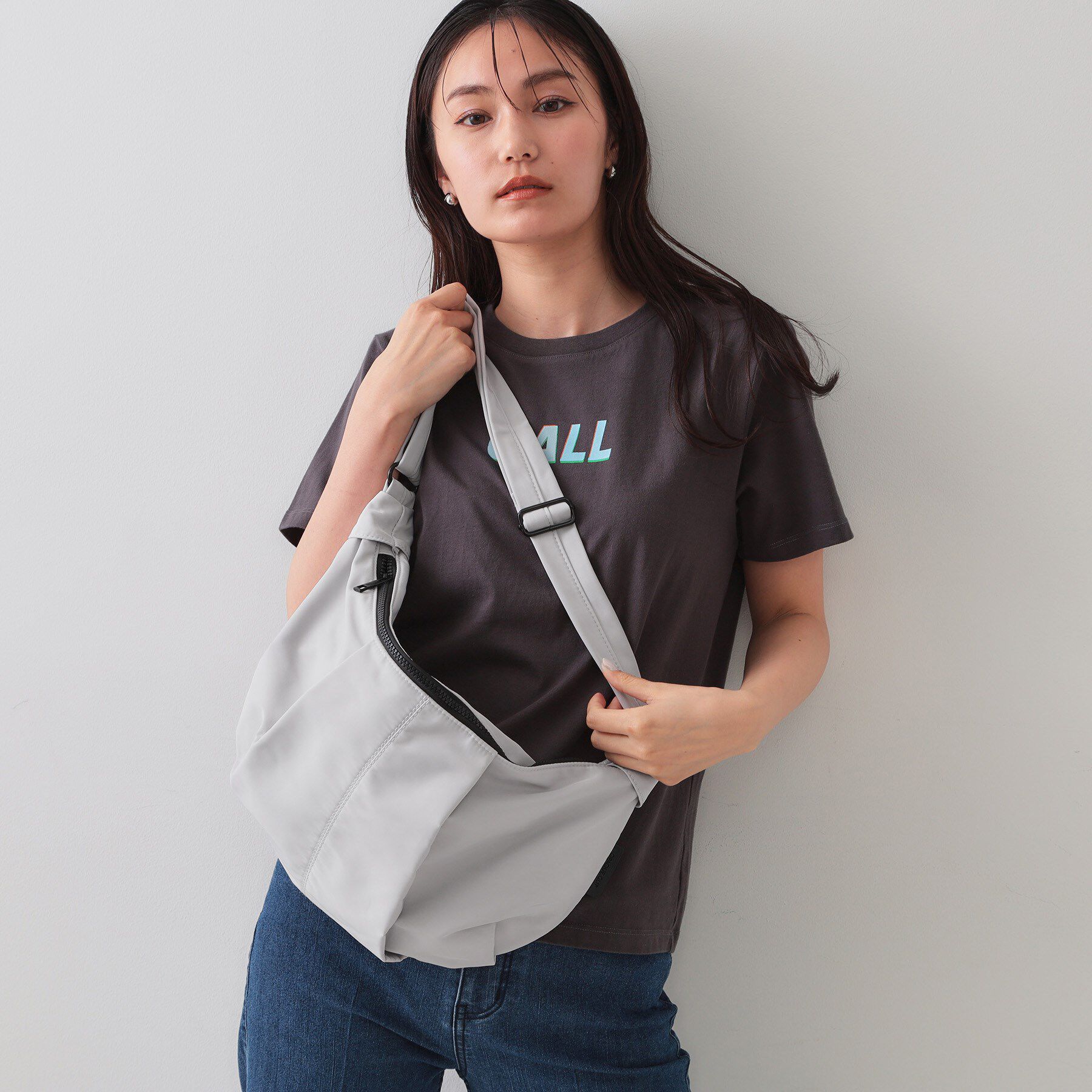 OPAQUE.CLIP「【2WAY】タックデザインミドルショルダーバッグ」|ショルダー・メッセンジャー|