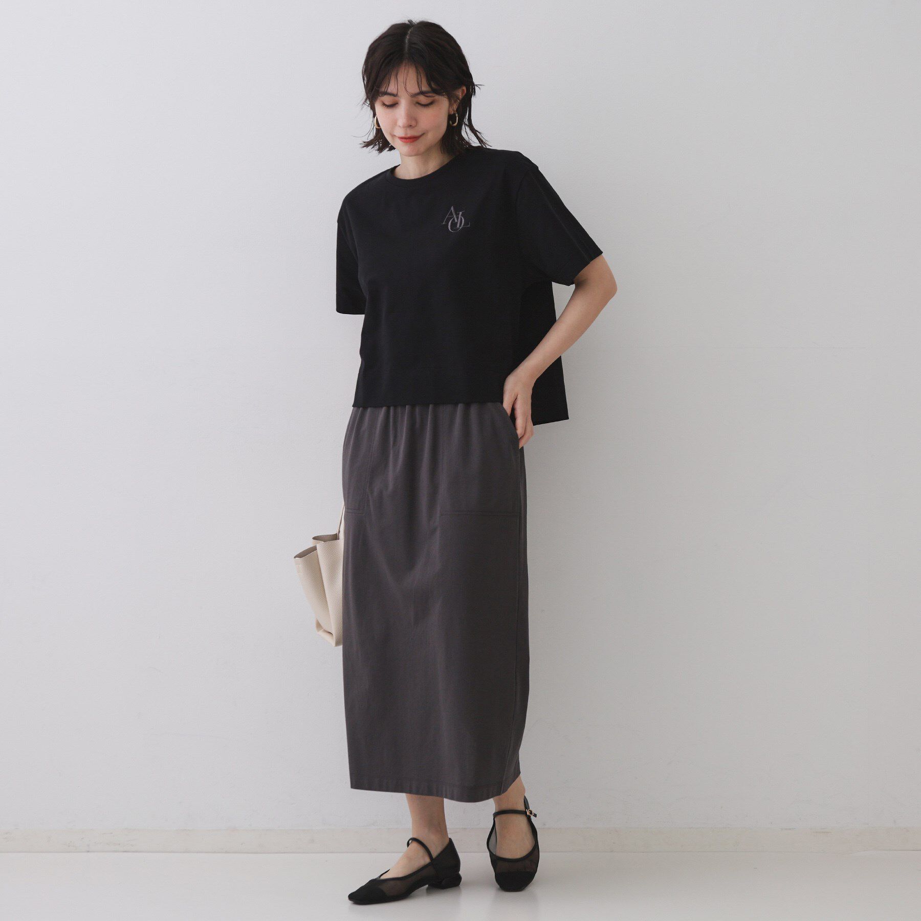 OPAQUE.CLIP「刺繍ロゴワイドシルエットTシャツ【洗濯機洗い可】」|Tシャツ・カットソー|