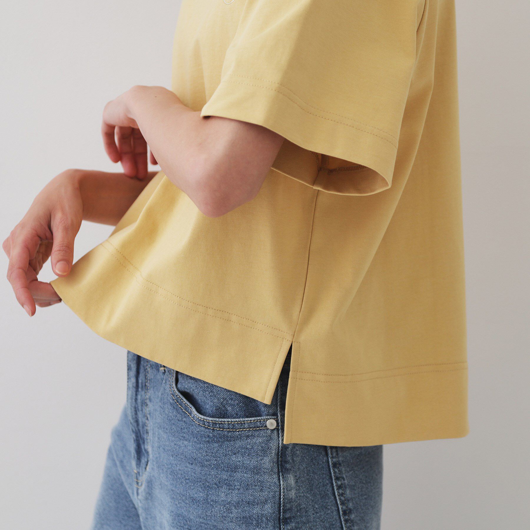 OPAQUE.CLIP「刺繍ロゴワイドシルエットTシャツ【洗濯機洗い可】」|Tシャツ・カットソー|