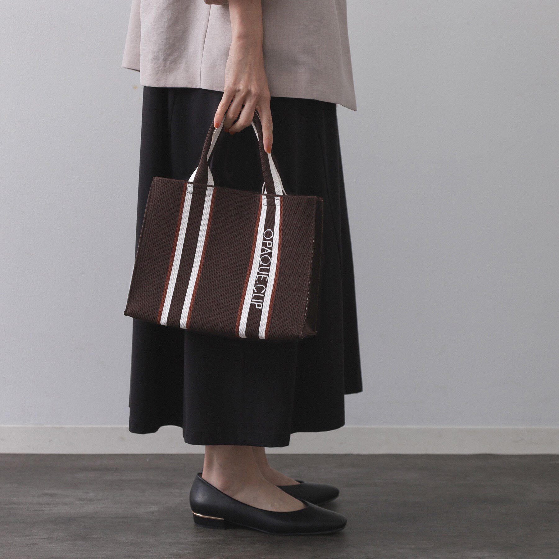 OPAQUE.CLIP「【2WAY】ラインハンドルスクエアニットミドルトートバッグ」|トートバッグ|