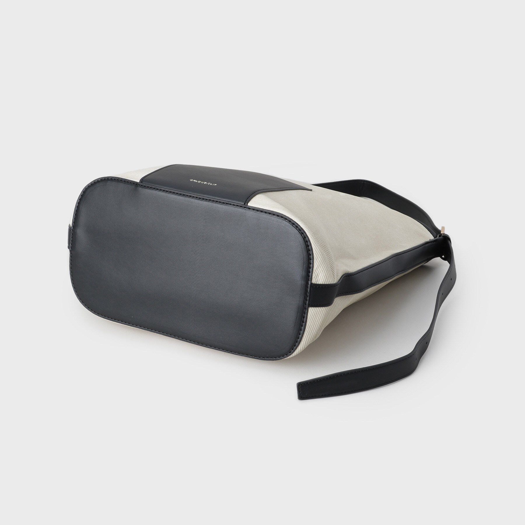 OPAQUE.CLIP「キャンバス調合皮ワンハンドルショルダーバッグ」|ショルダー・メッセンジャー|