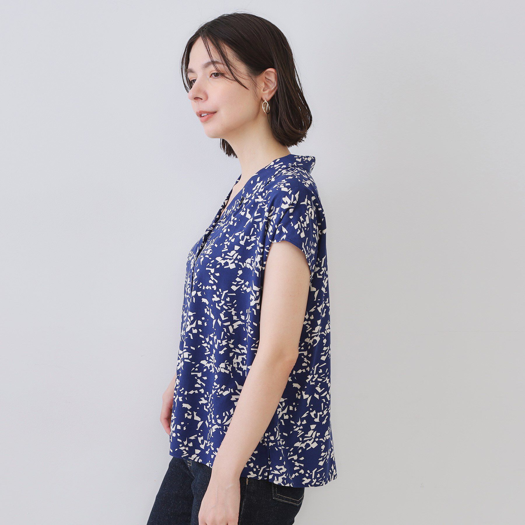 OPAQUE.CLIP「幾何柄プリントシャツ/セットアップ対応【洗える】」|シャツ・ブラウス|