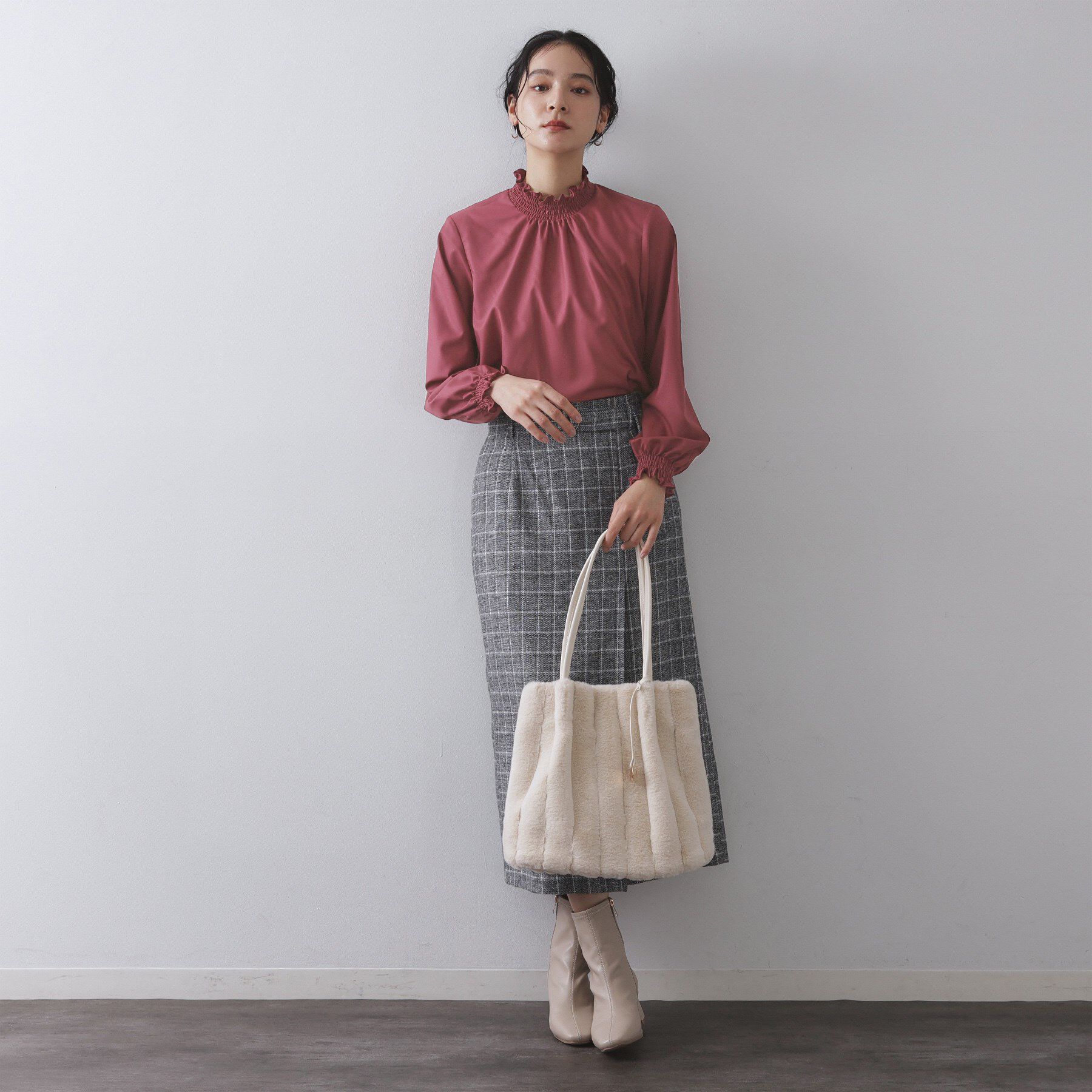 OPAQUE.CLIP「シャーリングハイネックブラウス【洗濯機OK】」|シャツ・ブラウス|