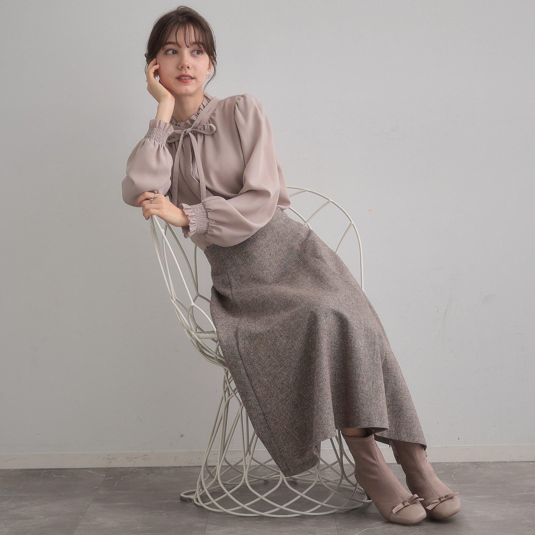 Couture broach「【フェミニン・通勤】タイ付きピコフリルブラウス」|シャツ・ブラウス|