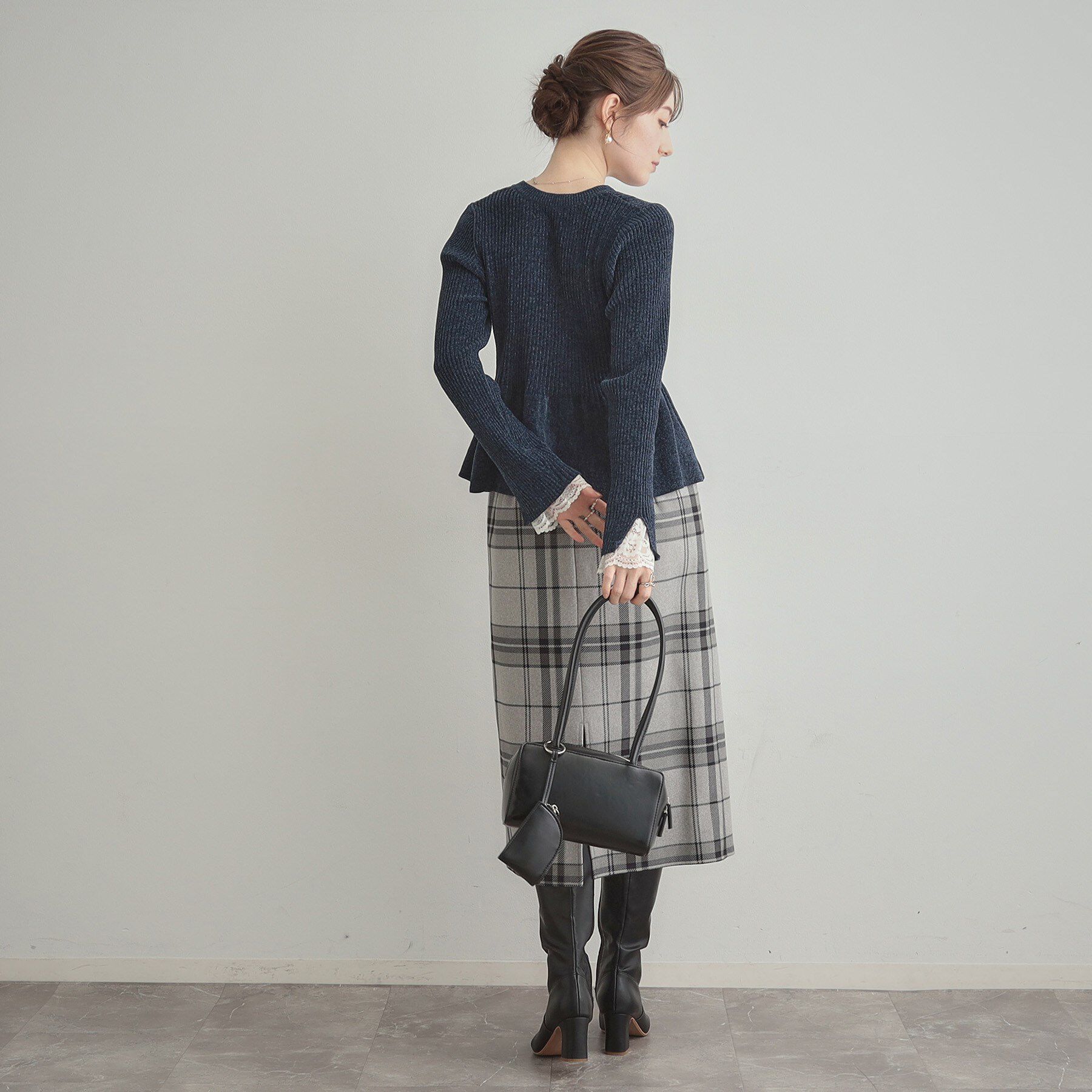 Couture broach「【袖口レース・着映え】短毛モールペプラム カーデ」|カーディガン|