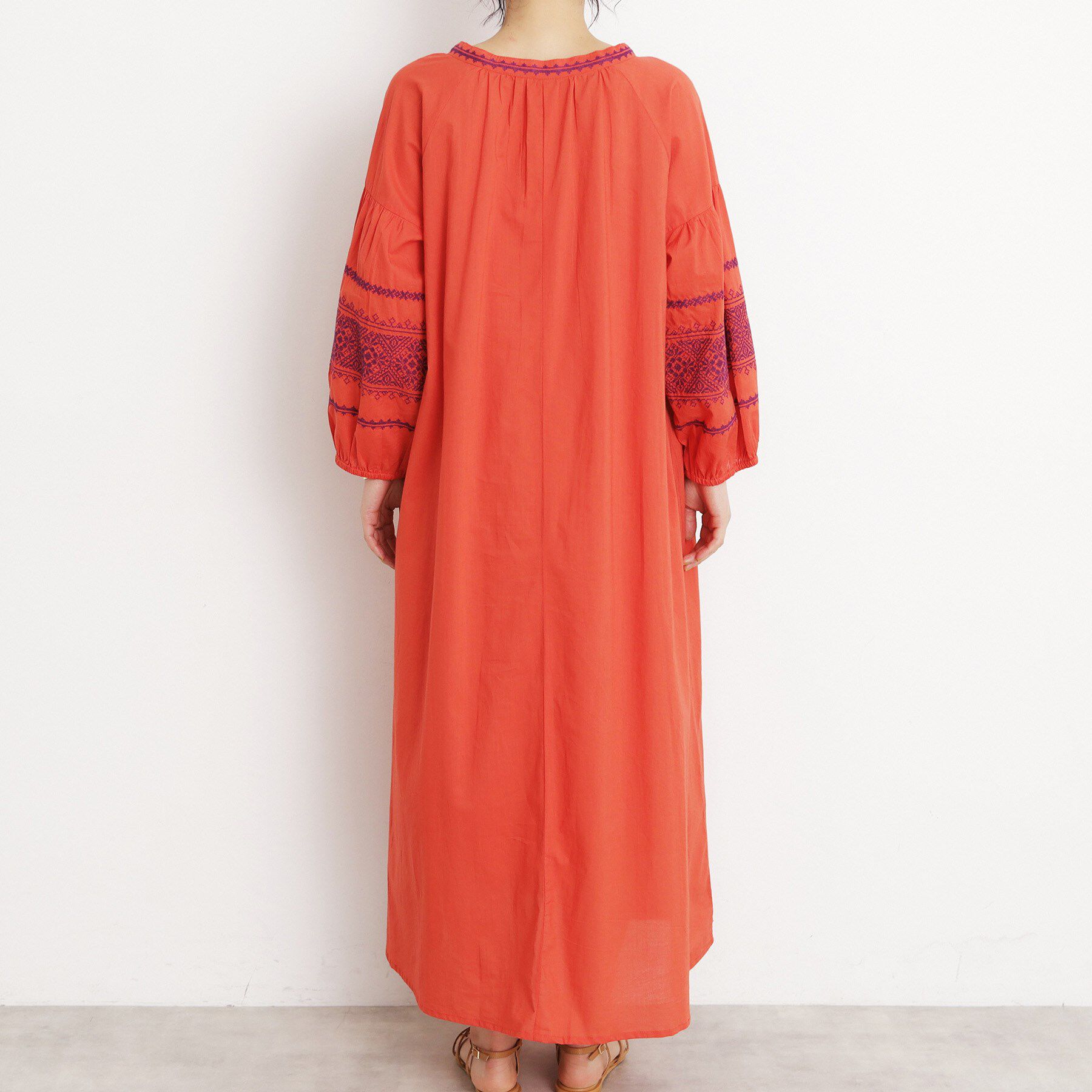 THE SHOP TK「刺繍ワンピース【洗濯機OK】」|ワンピース|