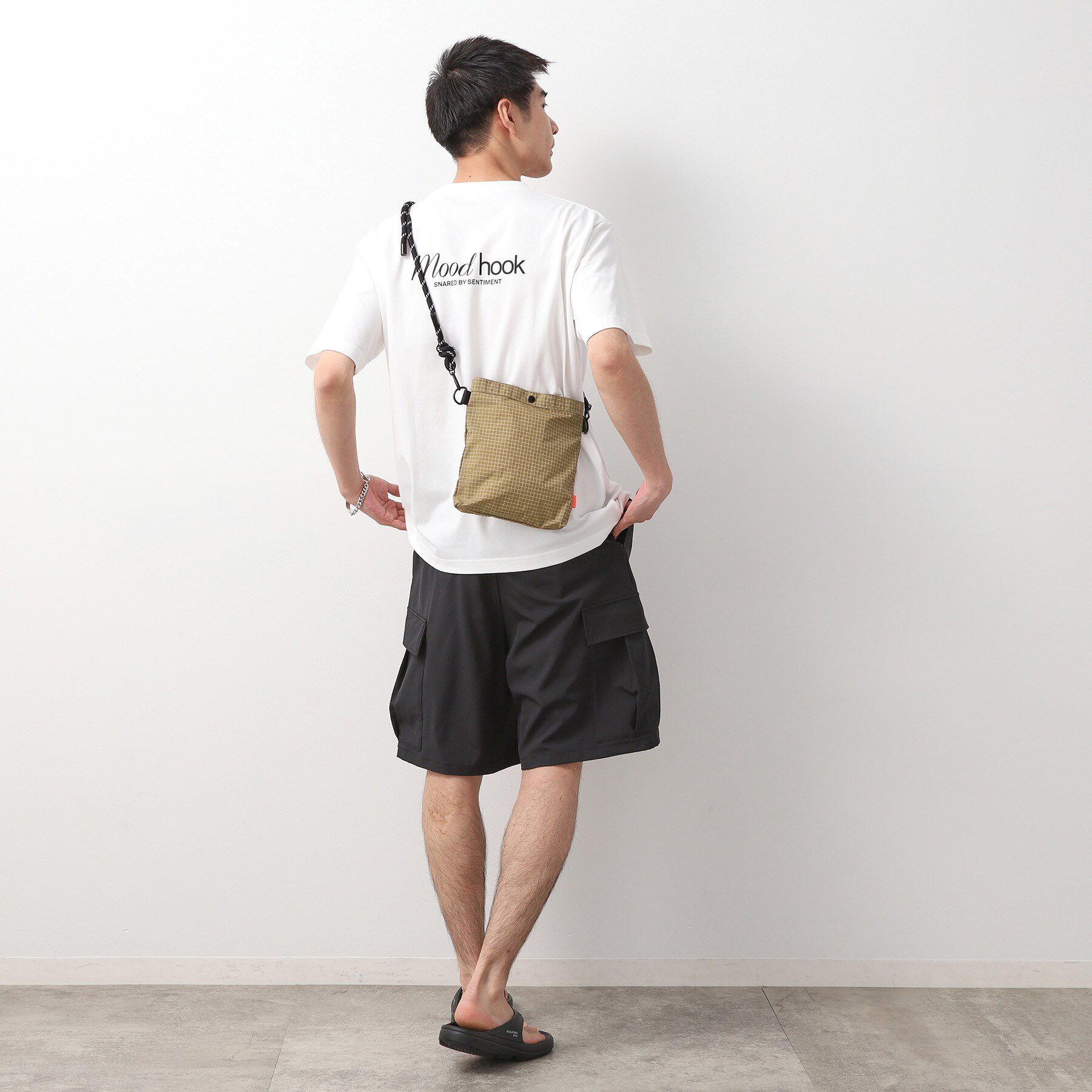 THE SHOP TK「ナイロンスクエアサコッシュ 【ユニセックス／軽量】」|ショルダー・メッセンジャー|