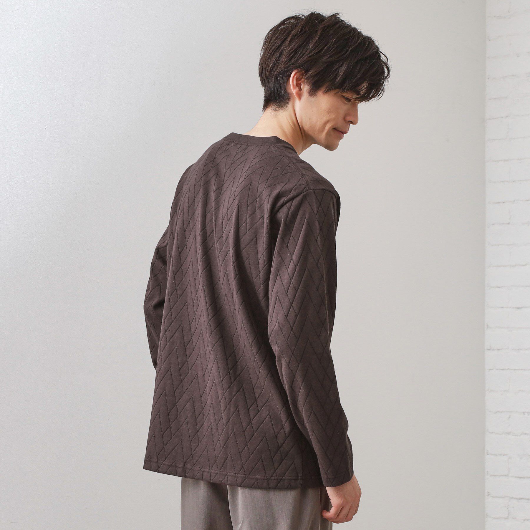 THE SHOP TK「リンクスジオメトリック長袖Tシャツ【サスティナブル素材使用/洗濯機OK】」|Tシャツ・カットソー|