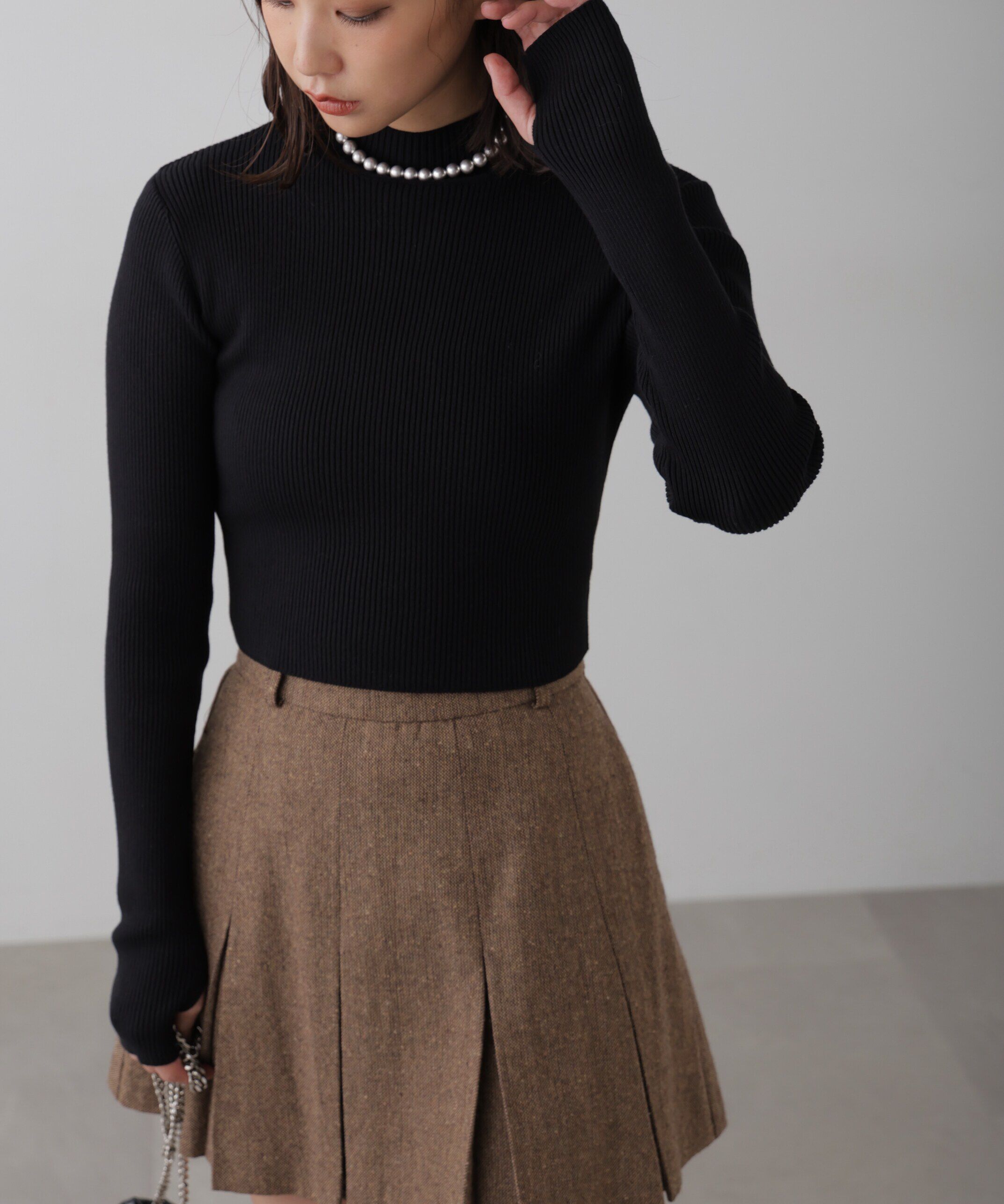  「〈洗える〉マシンウォッシャブルハイネックショート丈ニット」|ニット・セーター|