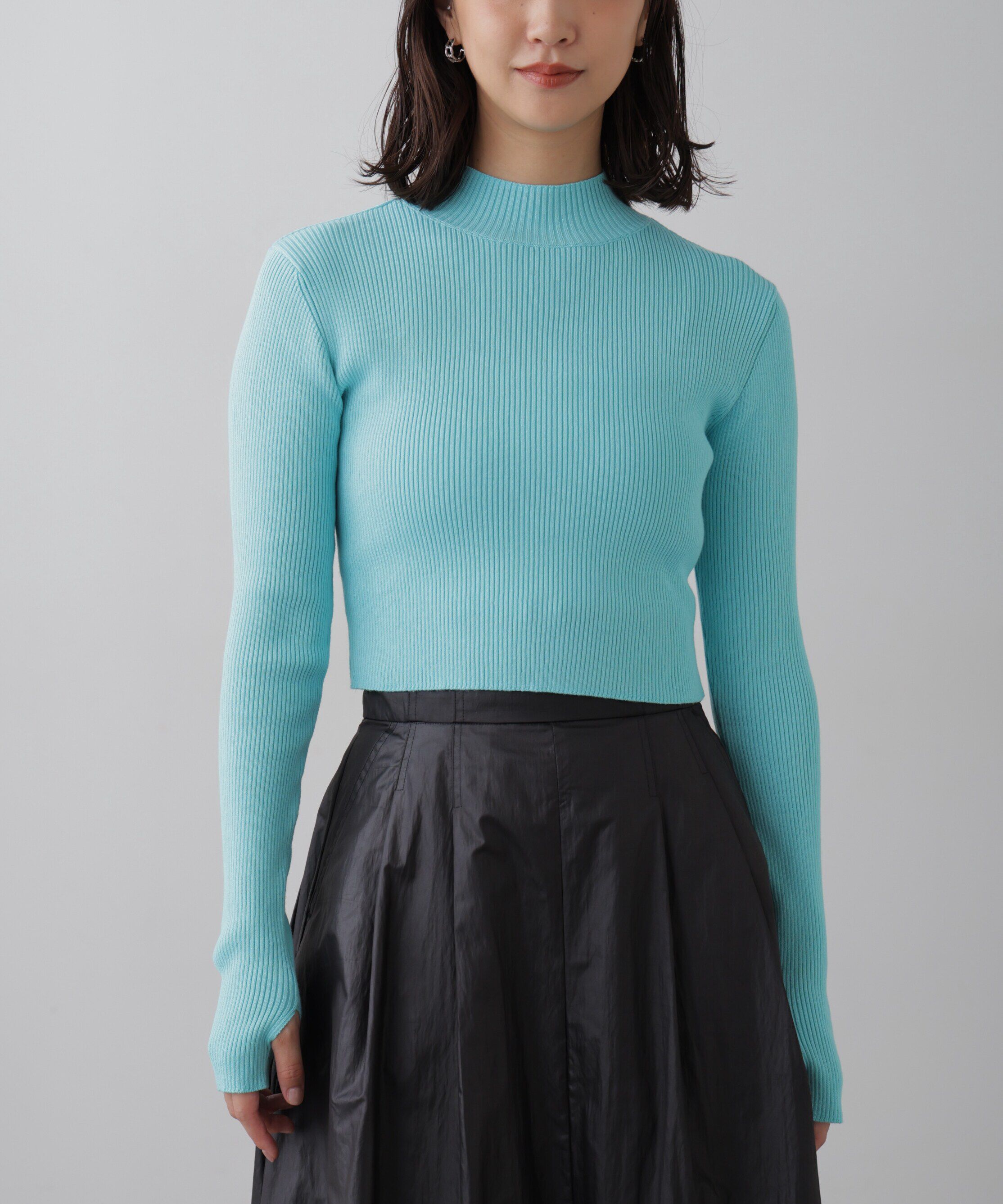  「〈洗える〉マシンウォッシャブルハイネックショート丈ニット」|ニット・セーター|