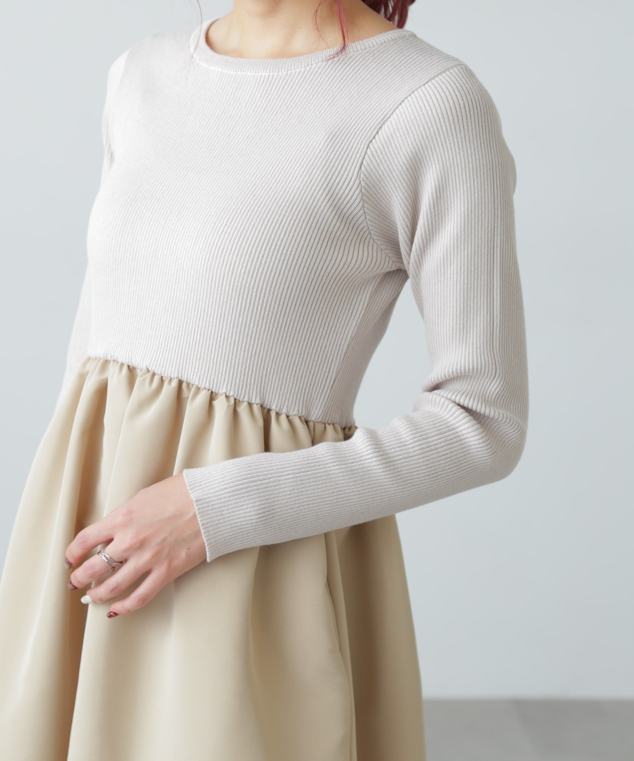  「布帛ドッキングクルーネックワンピース」|ワンピース|