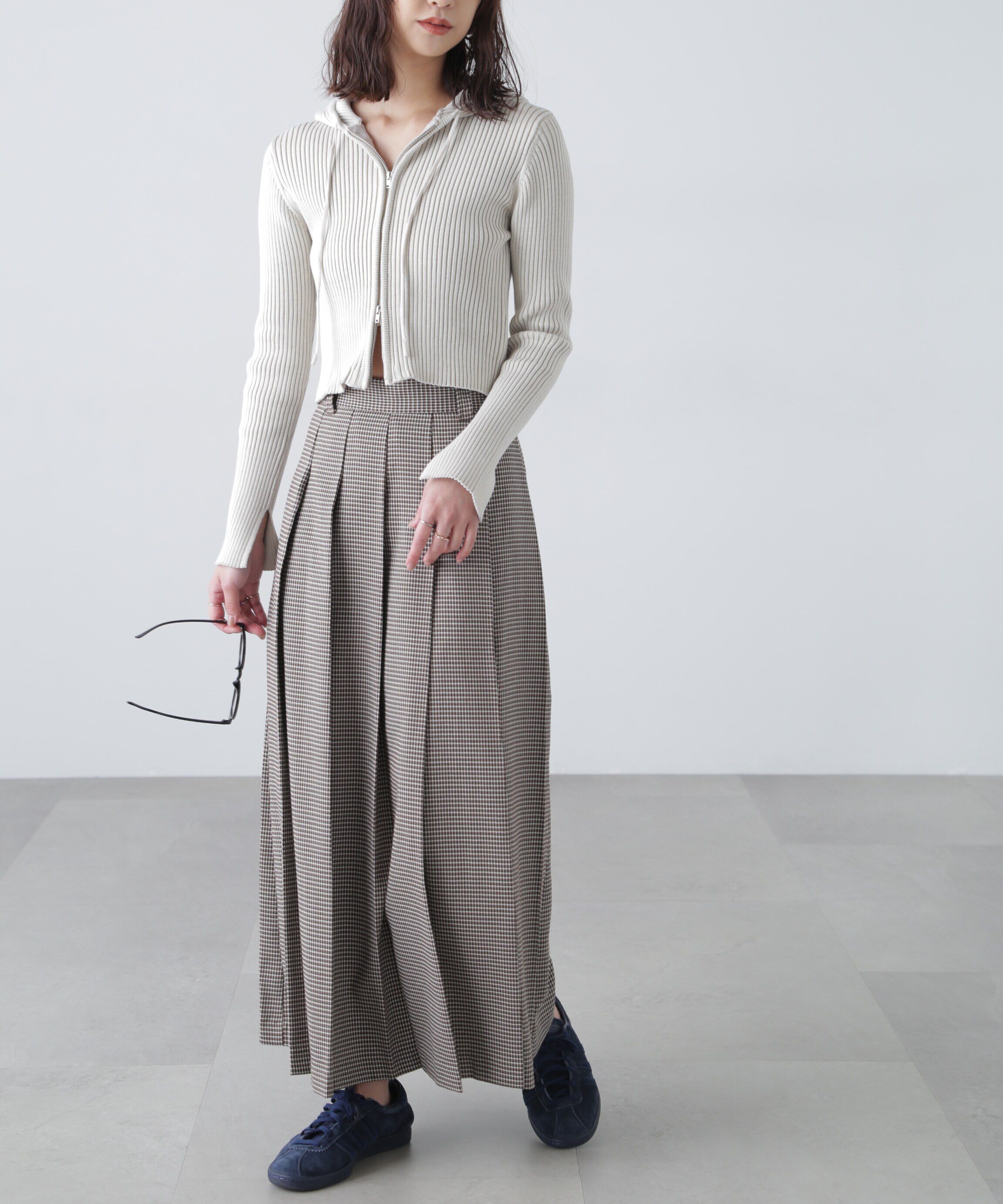  「フロントスリットプリーツロングスカート」|スカート|