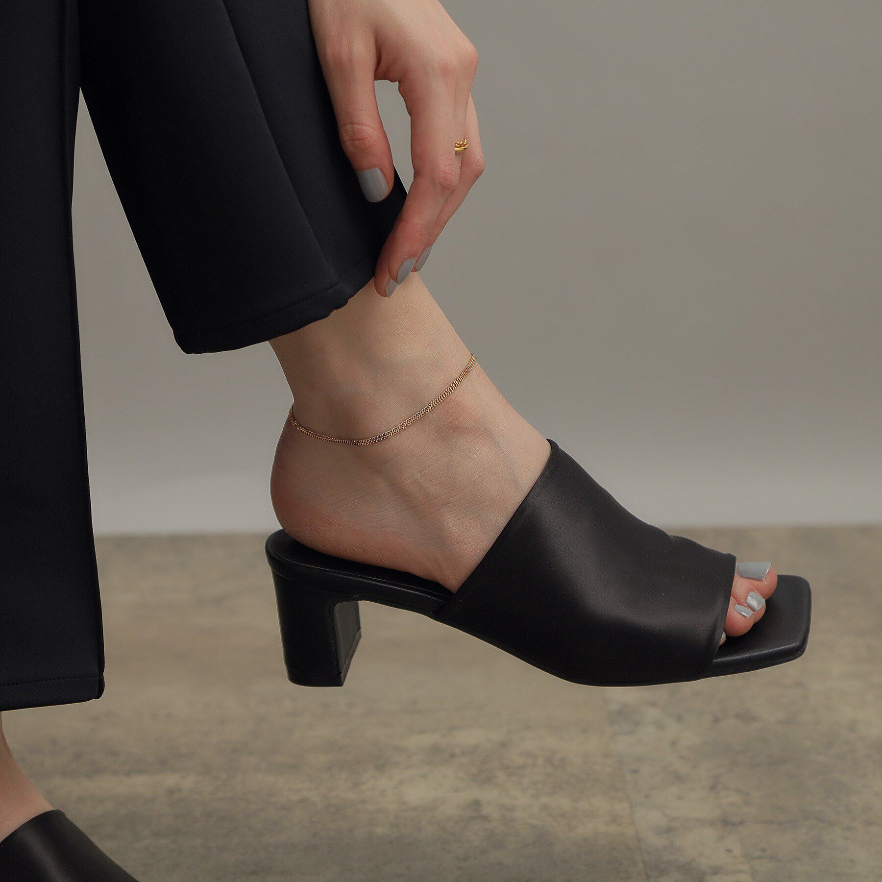 COCOSHNIK ONKITSCH「シルバー カーブチェーン ダブルアンクレット GP」|アンクレット|