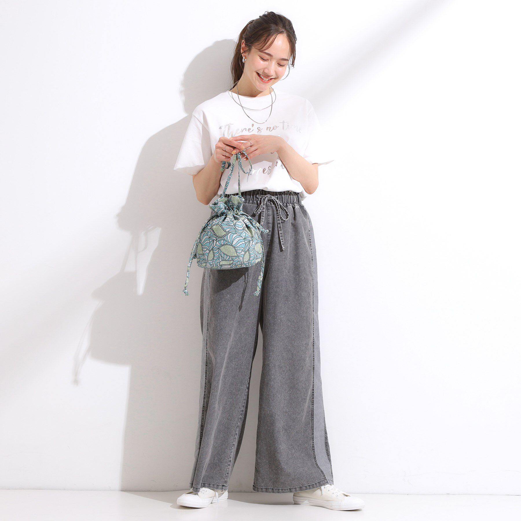 SHOO･LA･RUE「ころんとしたフォルムが魅力 ラタプリント 巾着ショルダーバッグ」|ショルダー・メッセンジャー|