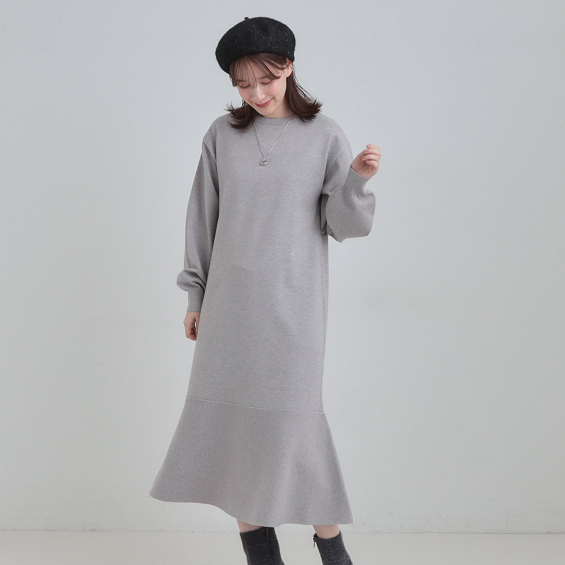 SHOO･LA･RUE「【洗濯機可/S-LL】スタイルがすっきりに見える 裾マーメイドニットワンピース」|ワンピース|