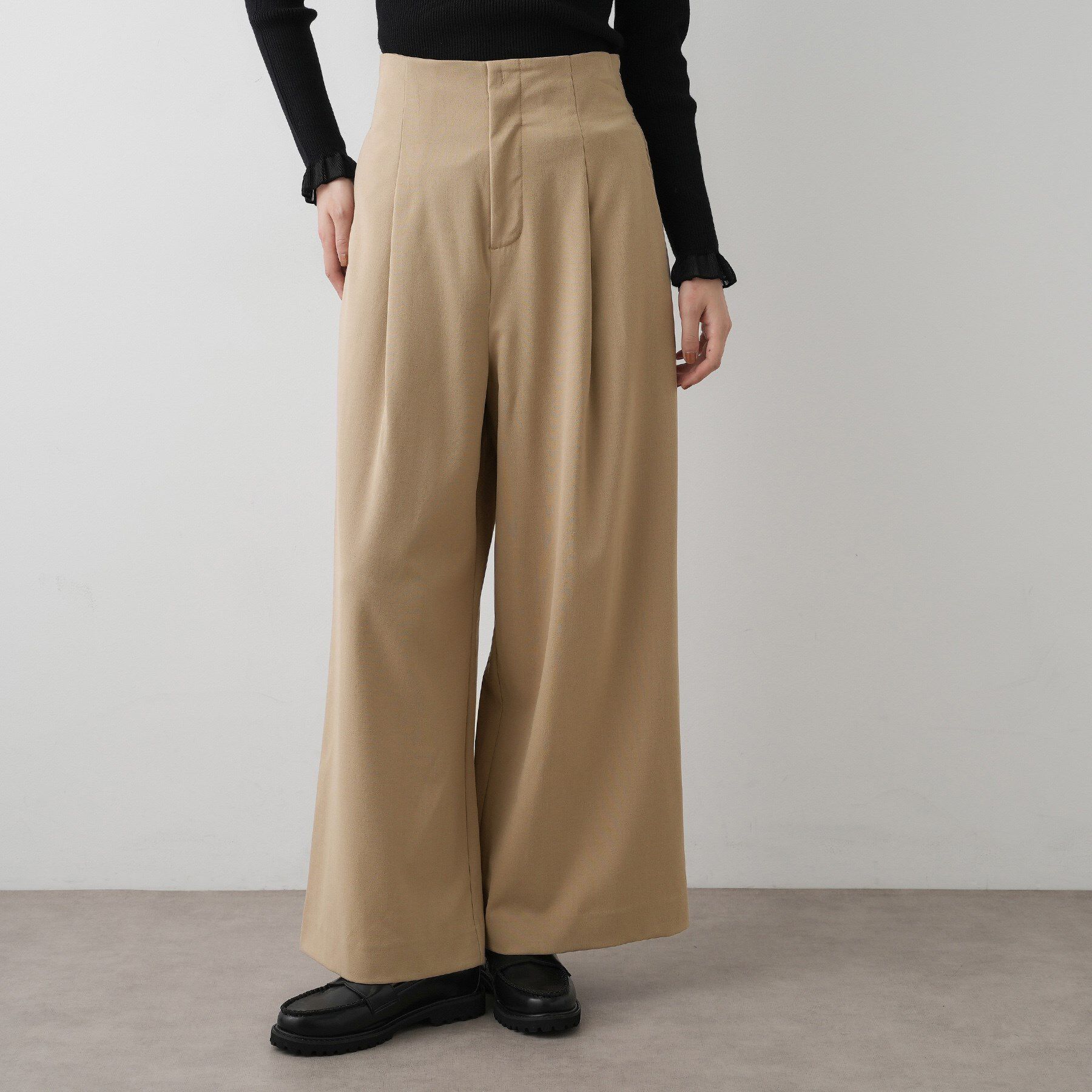 Dessin「【セットアップ可・洗える】ハイウエストタックパンツ」|その他|ライトベージュ(05