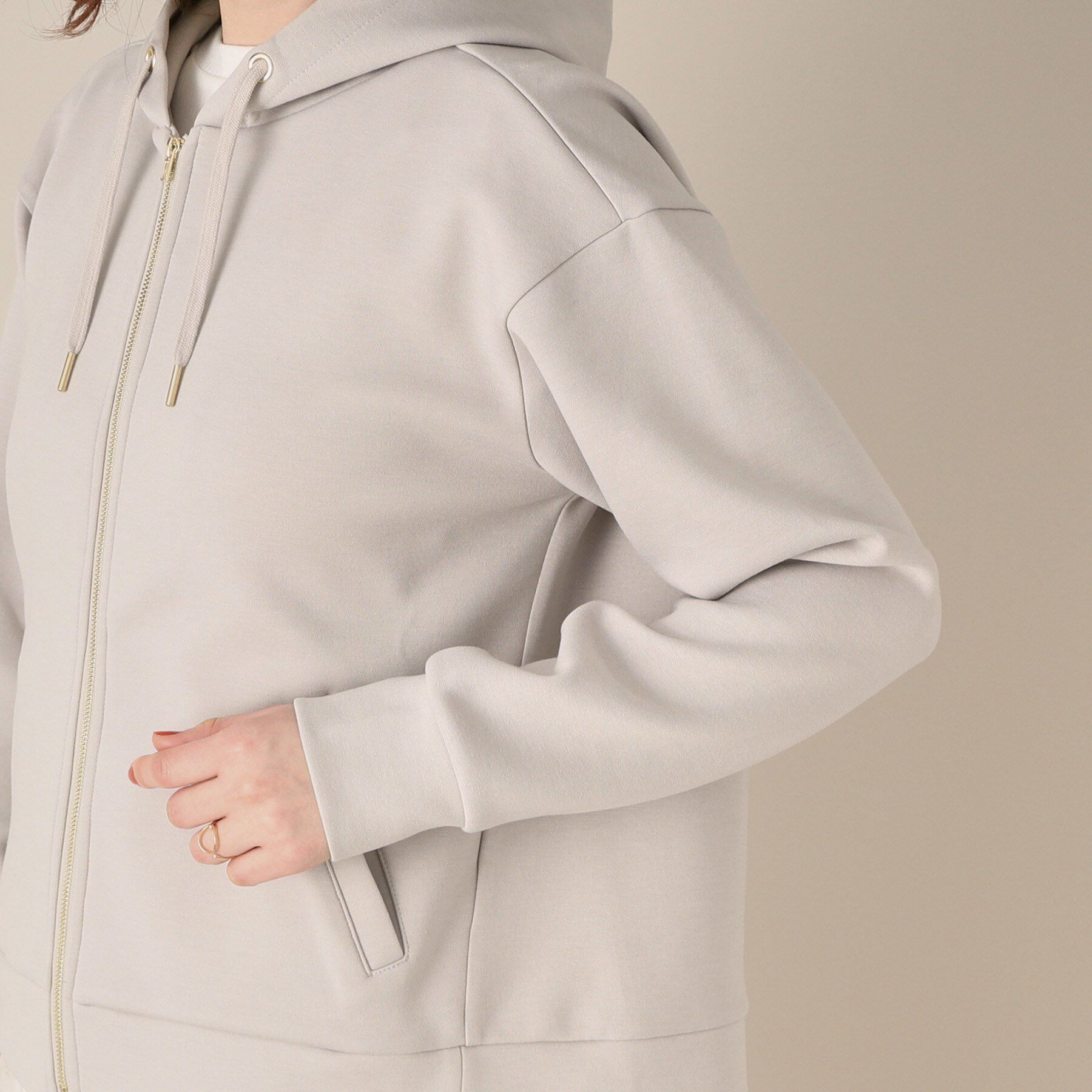 ITS&rsquo;DEMO「【手洗い可】ダブルジップダンボールパーカ」|パーカー|