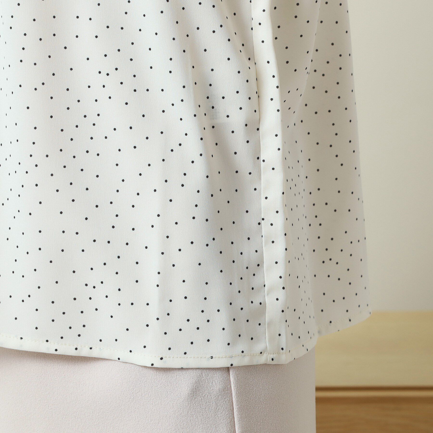 ITS&rsquo;DEMO「【手洗い可】ケープフリルドットブラウス」|シャツ・ブラウス|