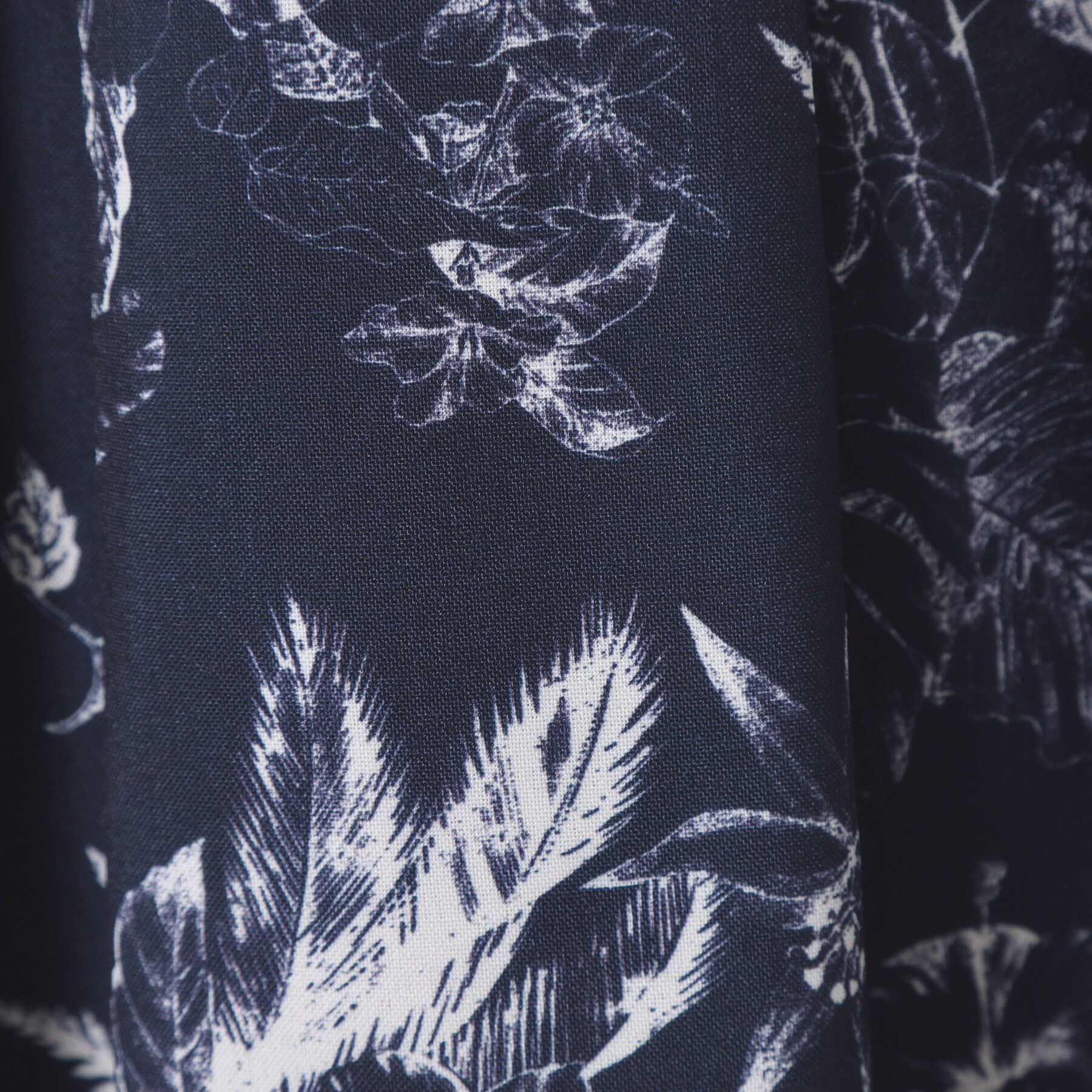 ITS&rsquo;DEMO「【清涼感／ウエスト後ろゴム／手洗い可】麻調花柄タックスカート」|スカート|