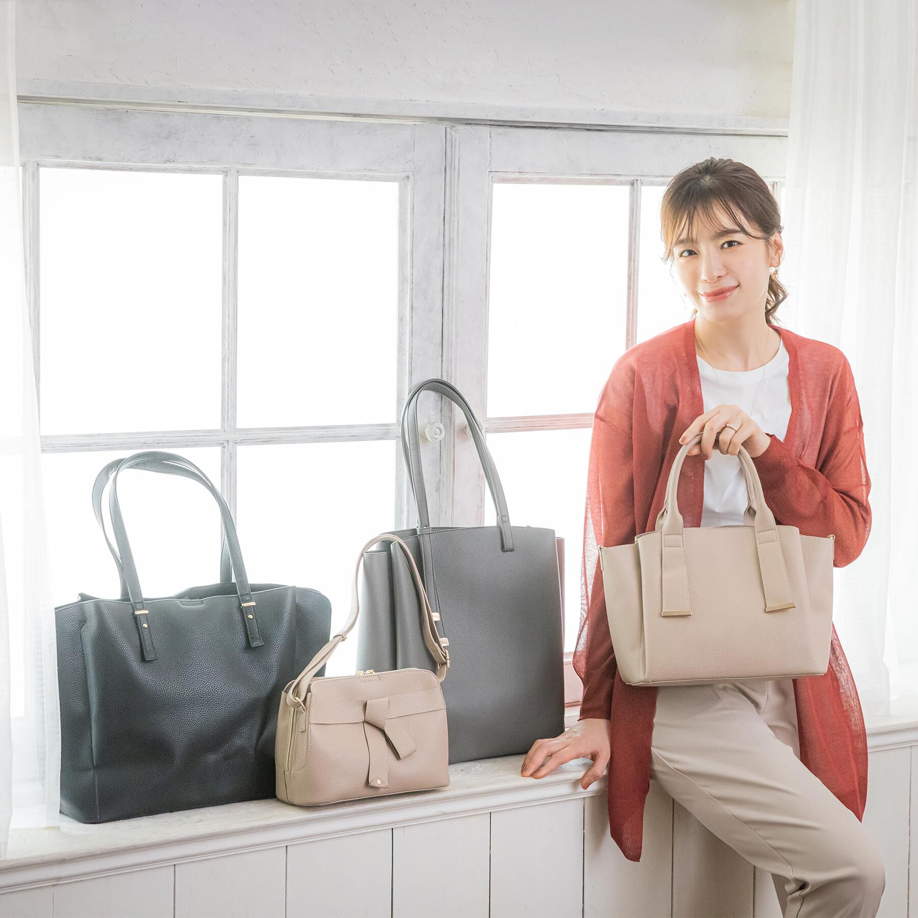 ITS&rsquo;DEMO「＜かるバッグ＞ミニショルダー」|ショルダー・メッセンジャー|