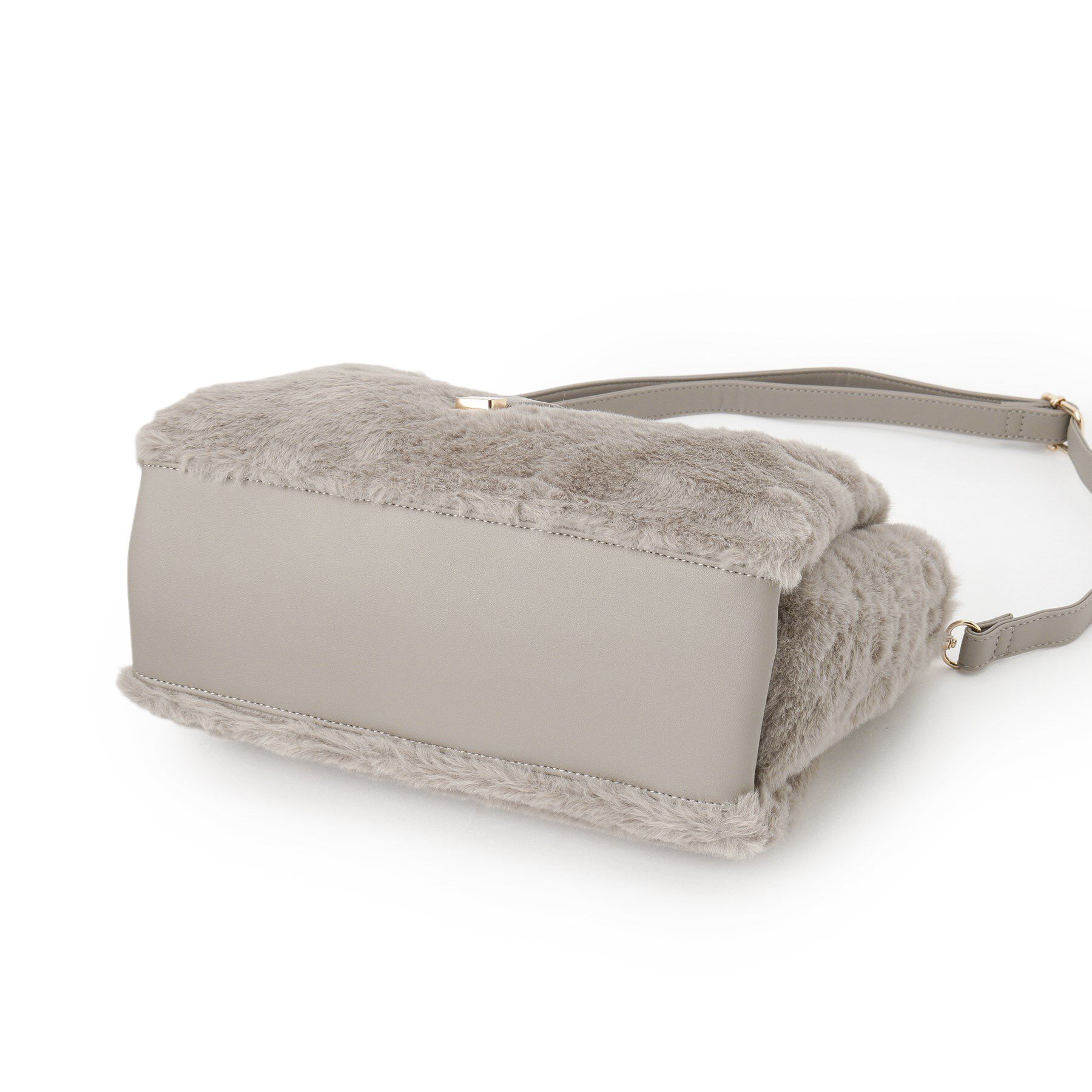 ITS&rsquo;DEMO「【5ポケット】ベルト飾り三層フェイクファートート」|ハンドバッグ|