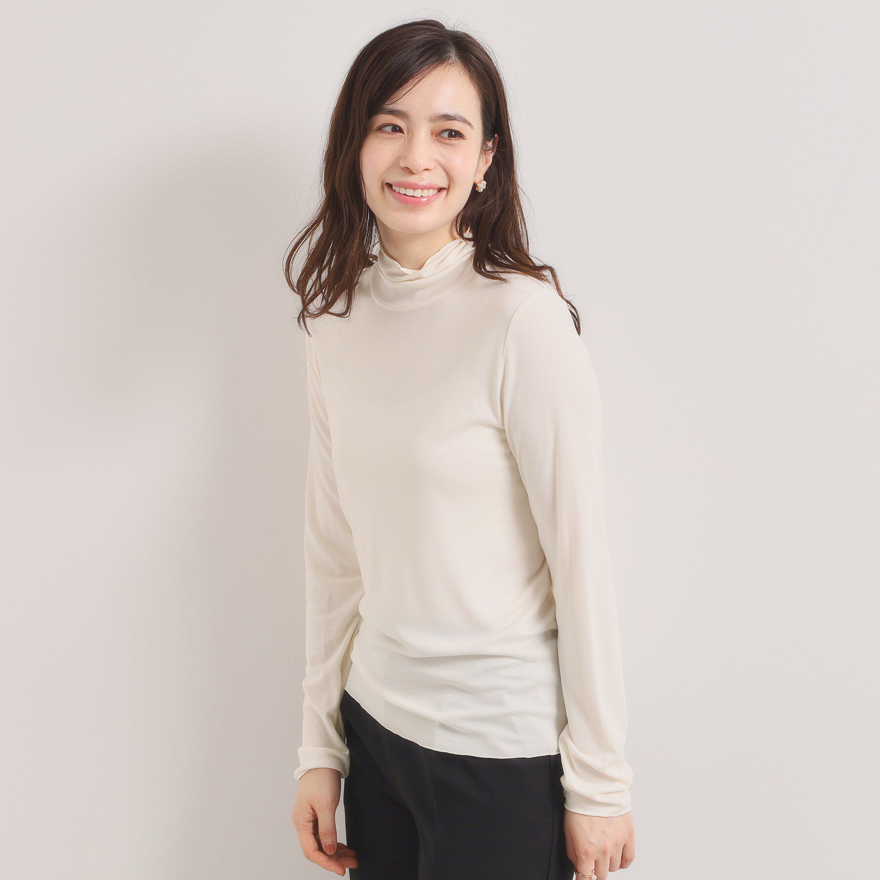 ITS&rsquo;DEMO「【調温機能付き／洗濯機OK】ハイネックインナー」|Tシャツ・カットソー|オフホワイト(003