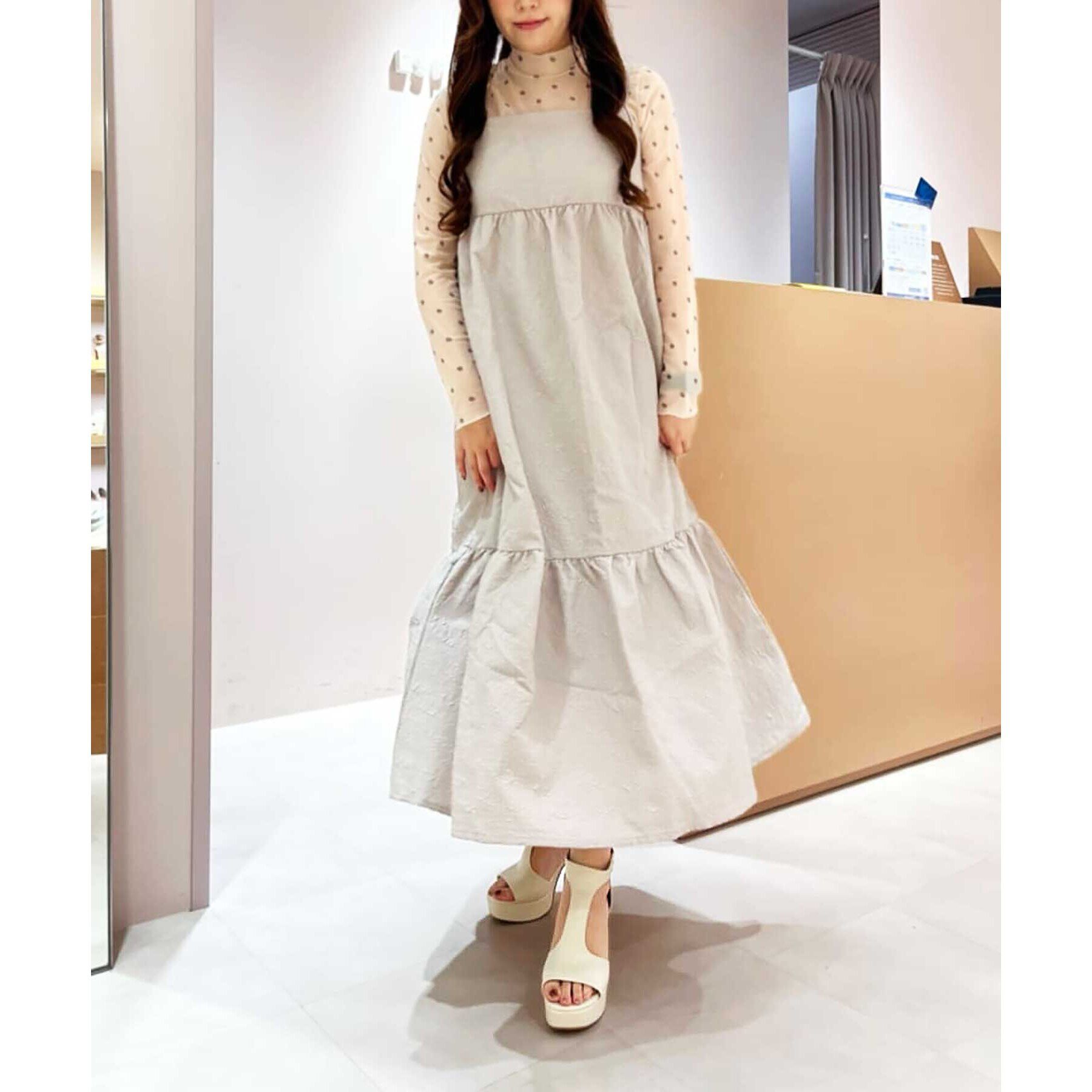 ESPERANZA「Tストラップスクエアサンダル 24SS」|サンダル|