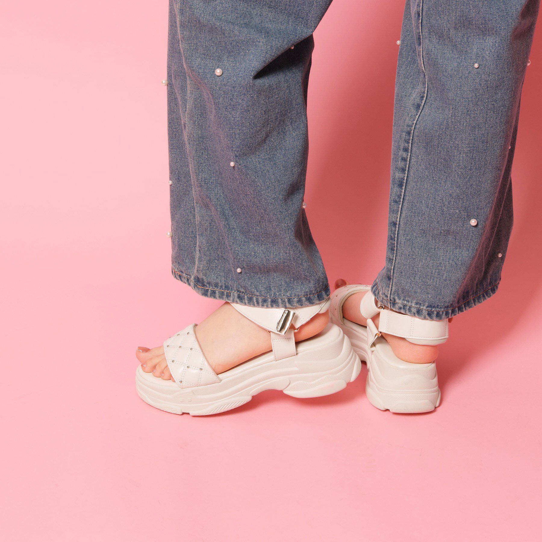 csT&P「キルティング 面ファスナーストラップサンダル」|サンダル|