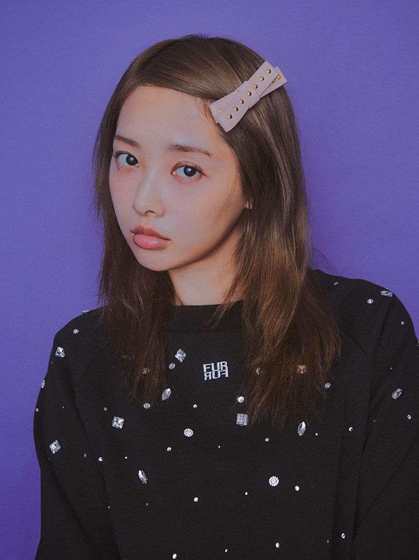 FURFUR「ビジュー付きロゴ刺繍スウェット」|スウェット・ジャージ|BLK