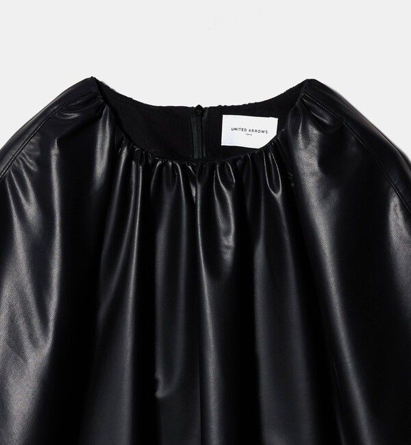 UNITED ARROWS「レザーライク ギャザー ブラウス ウォッシャブル」|シャツ・ブラウス|