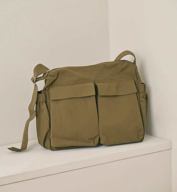 BEAUTY&YOUTH UNITED ARROWS「フロント ダブルポケット ビッグ ショルダーバッグ」|ショルダー・メッセンジャー|