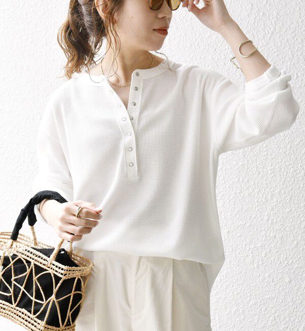 SHIPS any「SHIPS any:〈洗濯機可能〉ワッフル ヘンリーネック ラウンドヘム プルオーバー」|Tシャツ・カットソー|ホワイト