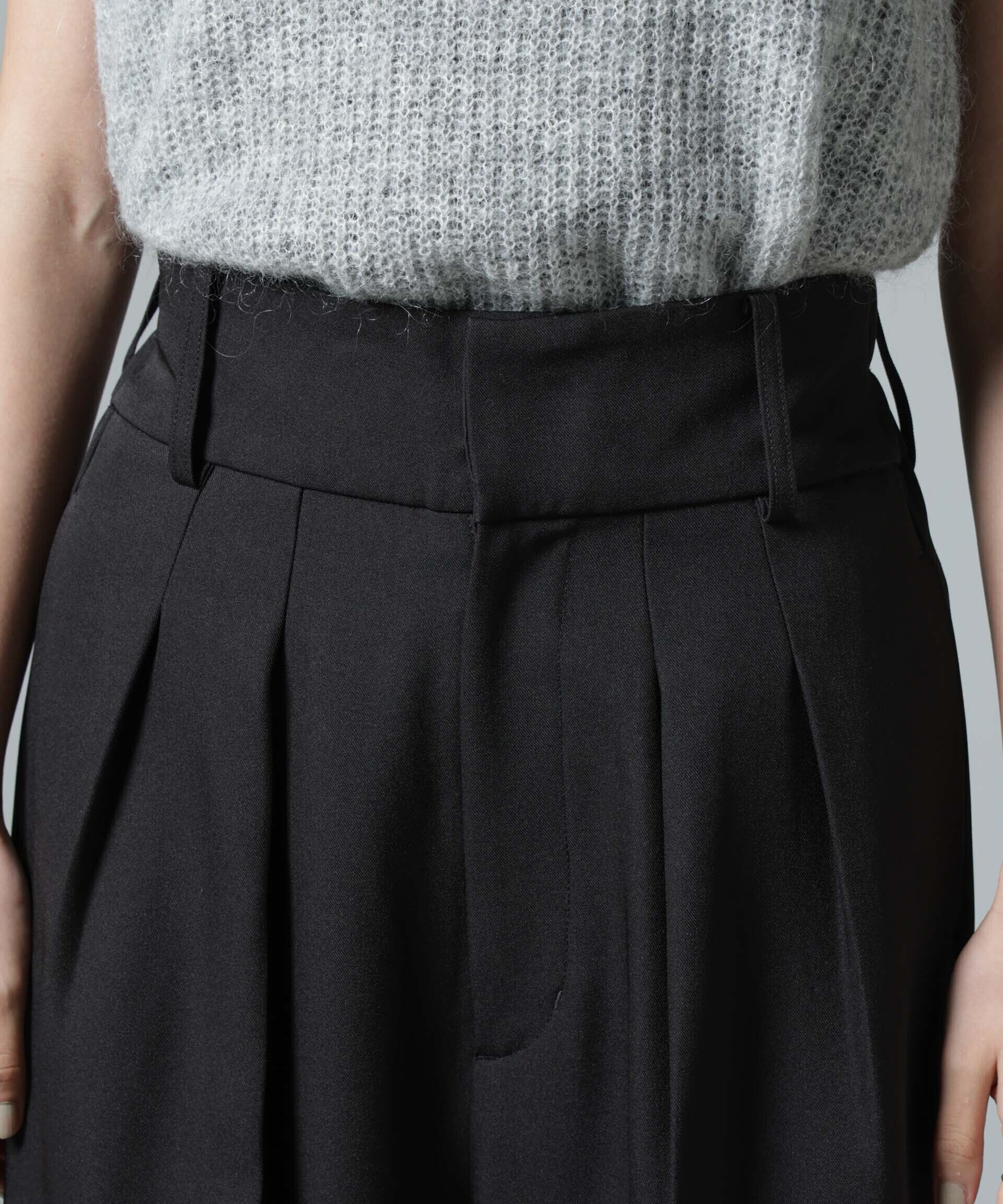 nano･universe「ハイウエスト2タックワイドパンツ」|チノ|