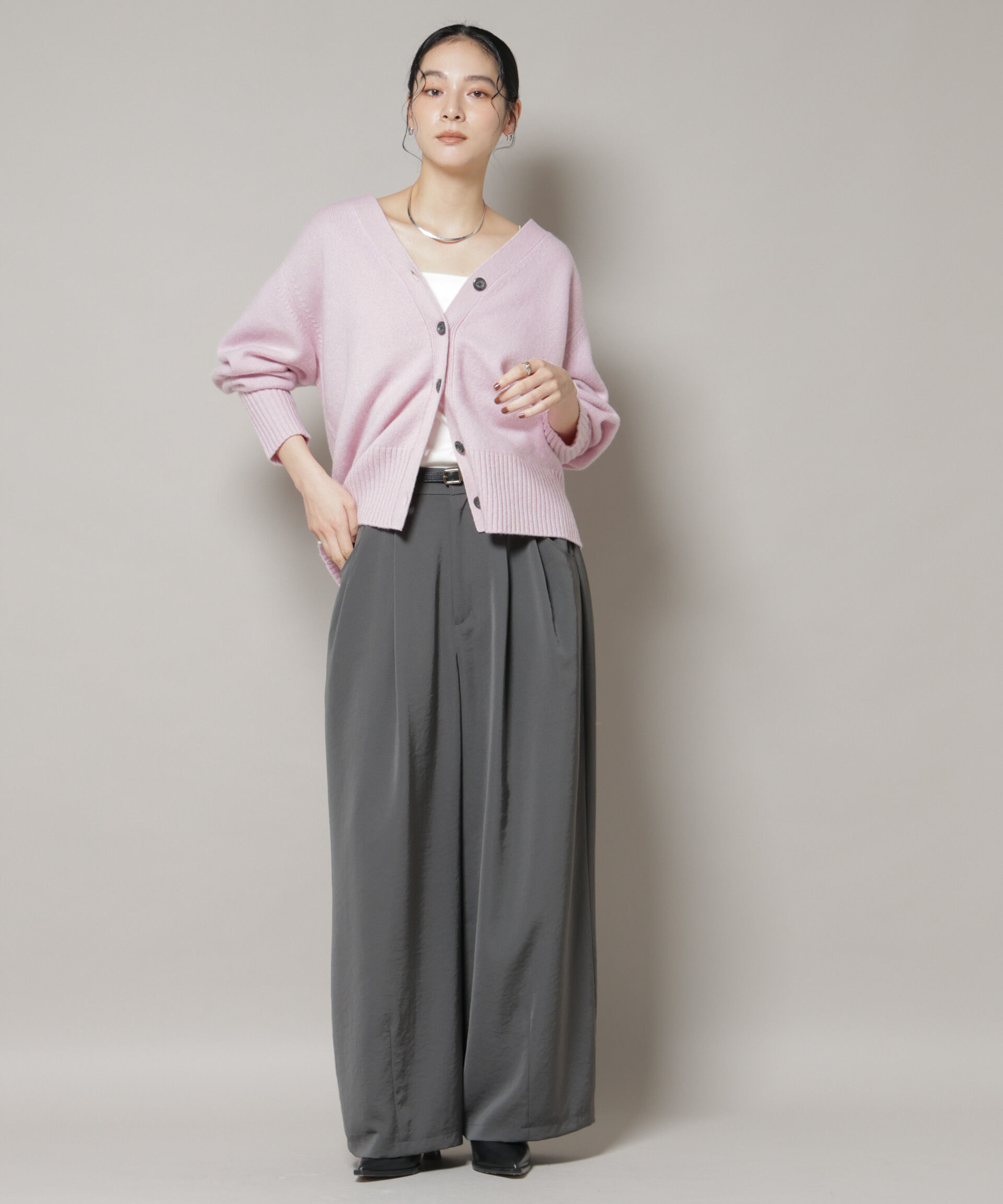 nano･universe「AQUAウールカシミヤVネックカーディガン」|ニット・セーター|