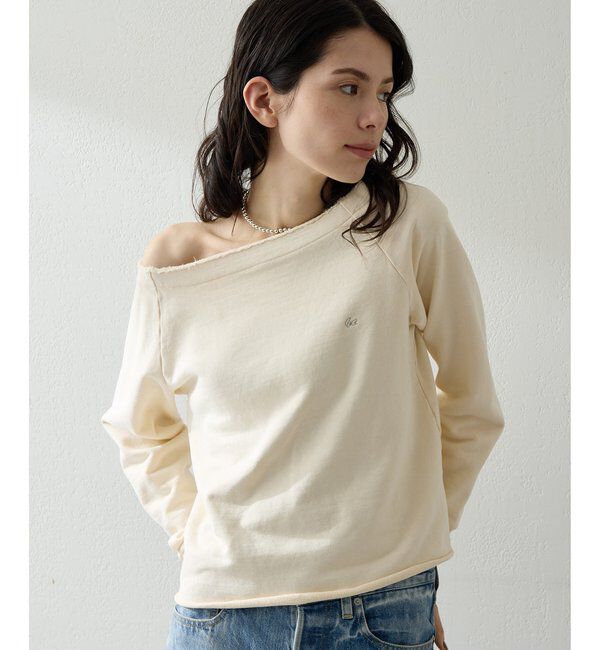  「【一部店舗＆WEB限定カラー】オフショル刺繍プルオーバー」|Tシャツ・カットソー|