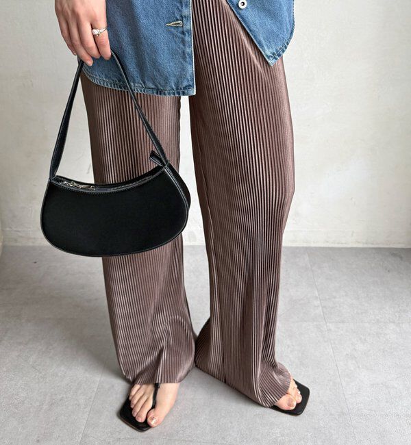  「【WEB限定】アコーディオン楊柳イージーパンツ」|チノ|モカ