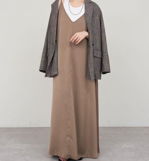  「《サイズ展開》Vネックサテンキャミワンピース」|ワンピース|