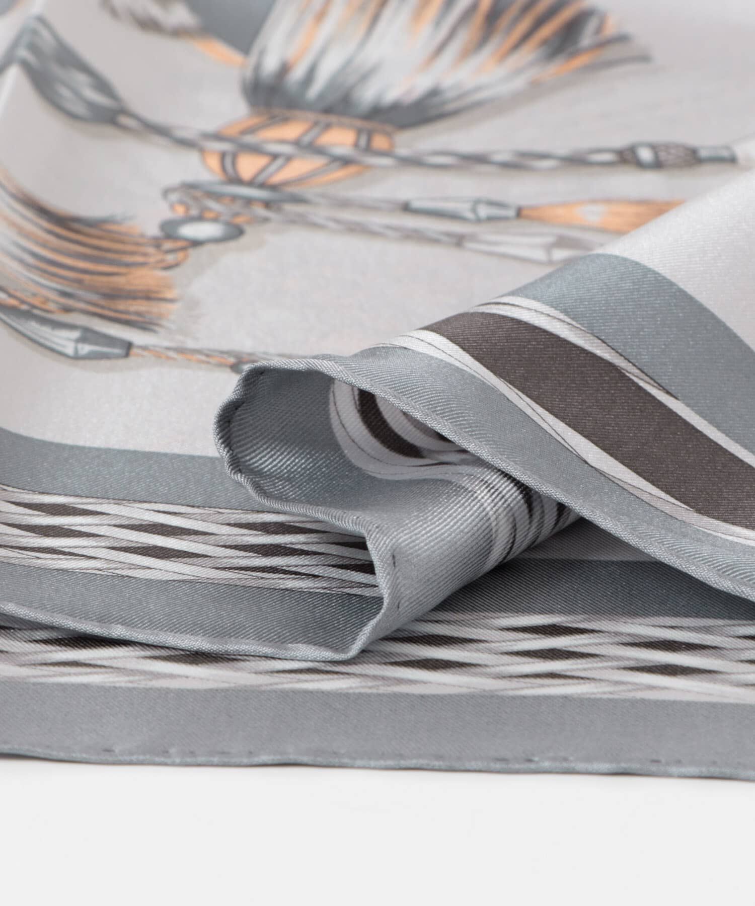 URBAN RESEARCH ROSSO「manipuri　65ヴィヴァーチェタッセル」|バンダナ・スカーフ|