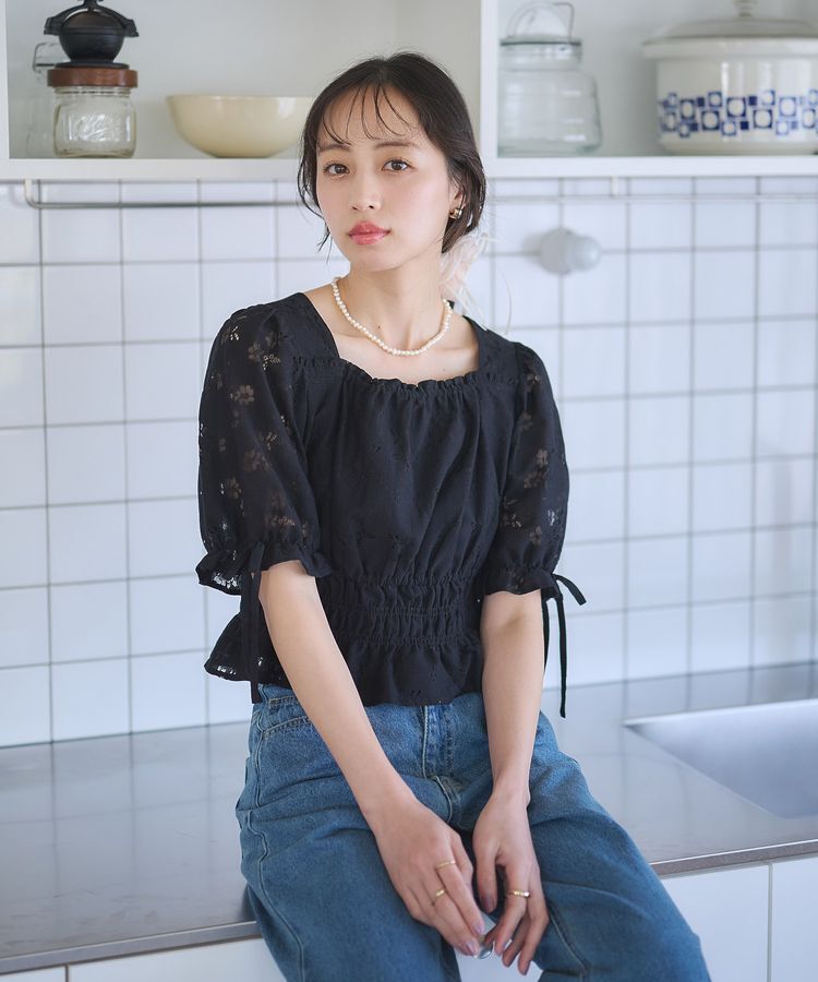 earth music&ecology「透かし花柄ブラウス」|シャツ・ブラウス|